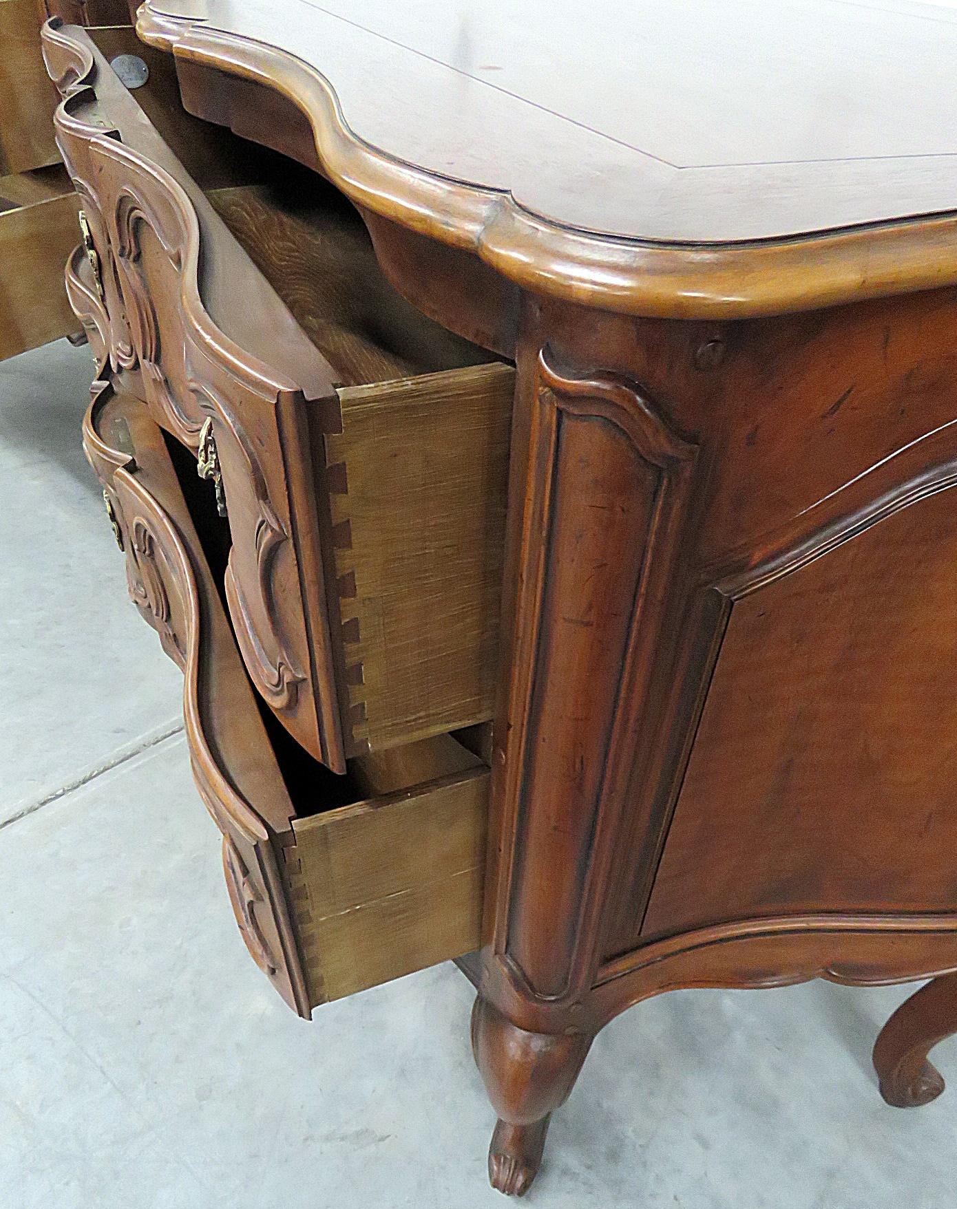 Companion Pair of Baker Country French Louis XV Commodes Nightstands C1960 6