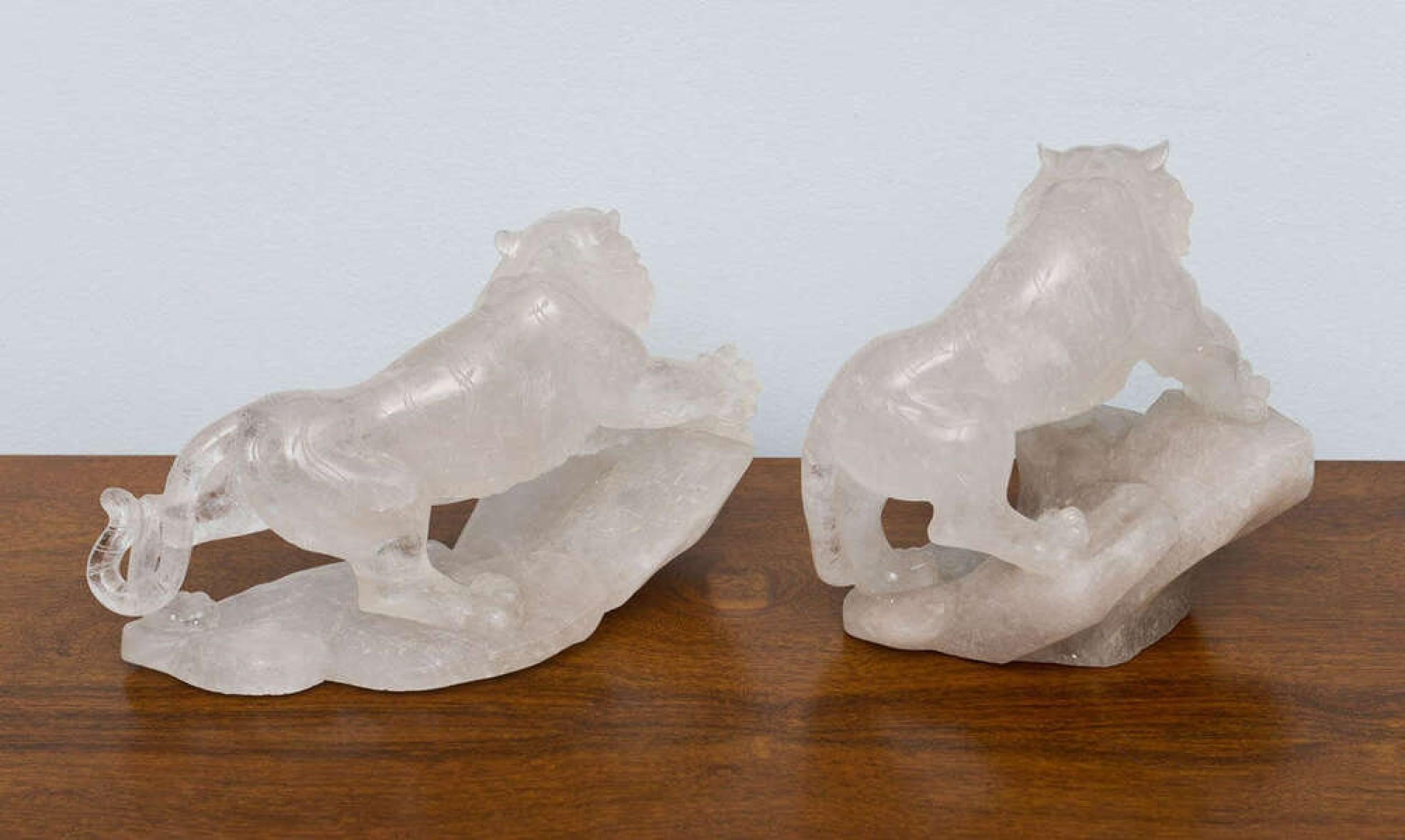 Mid-Century Modern Companion Pair of French Contemporary Rock Crystal Tiger Sculptures For Sale