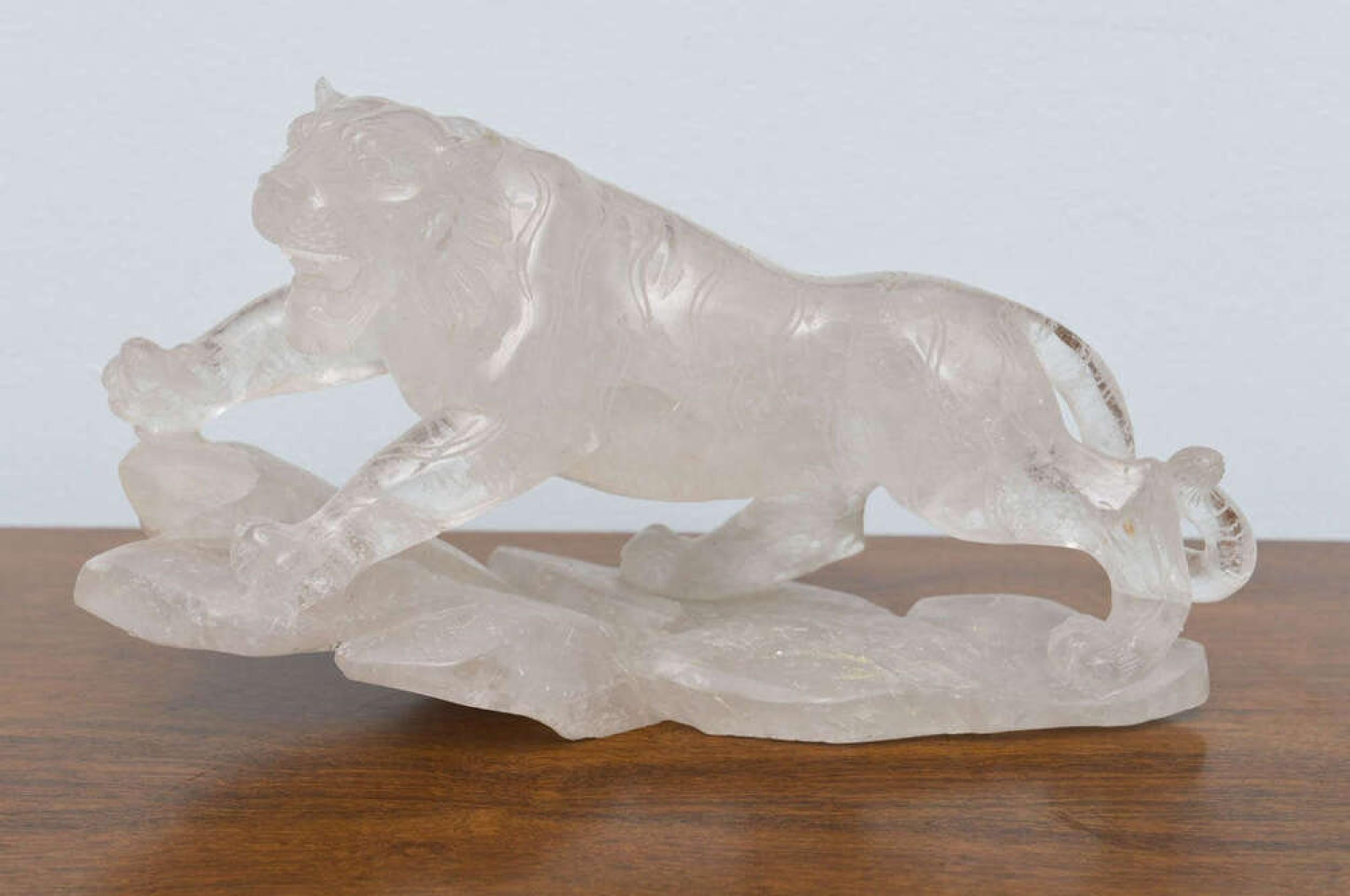 Companion Pair of French Contemporary Rock Crystal Tiger Sculptures In Good Condition For Sale In Queens, NY