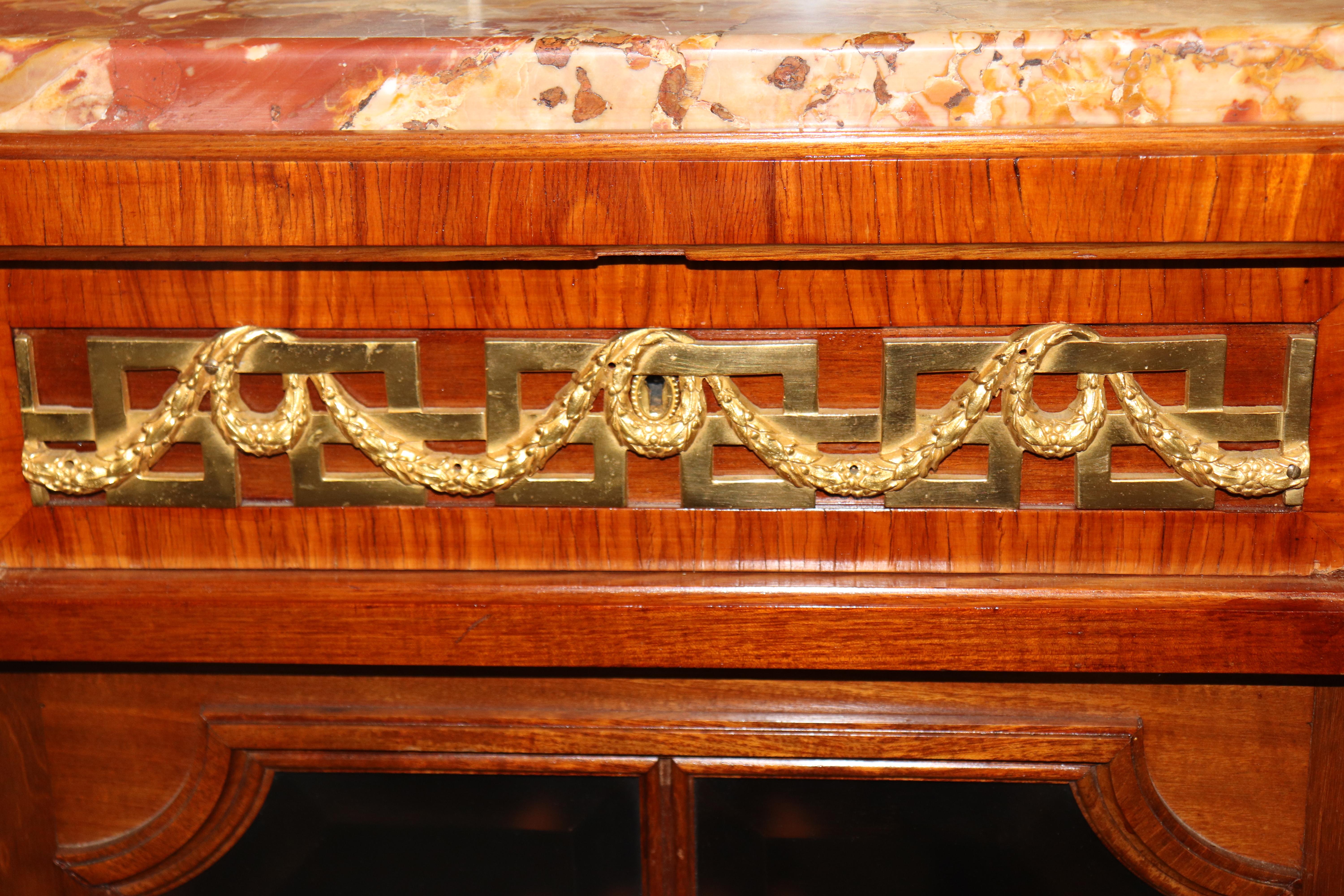 Coppia di orologi francesi in bronzo dorato De Cooene Freres Attr. Buffet in vendita 3