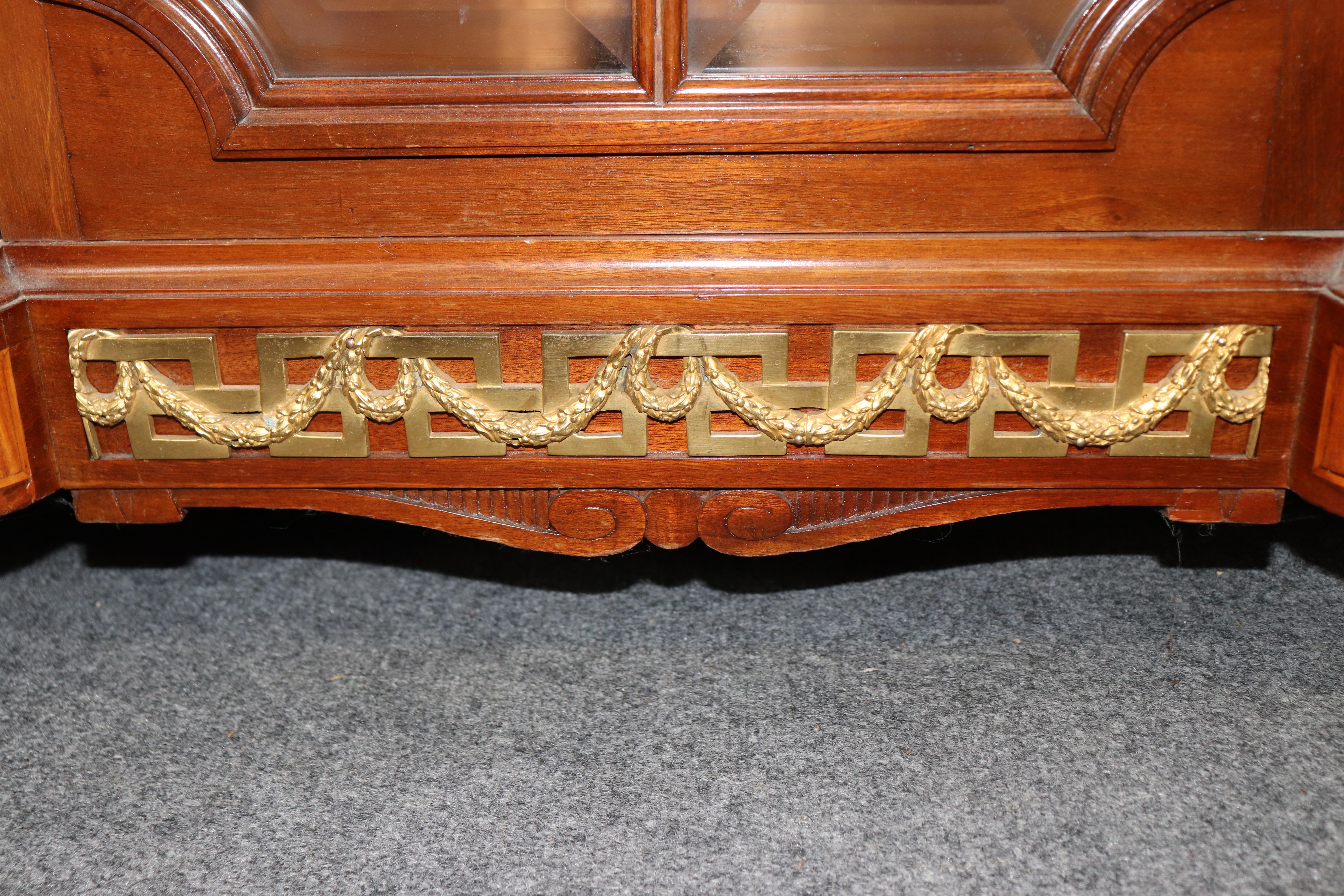 Coppia di orologi francesi in bronzo dorato De Cooene Freres Attr. Buffet in vendita 8