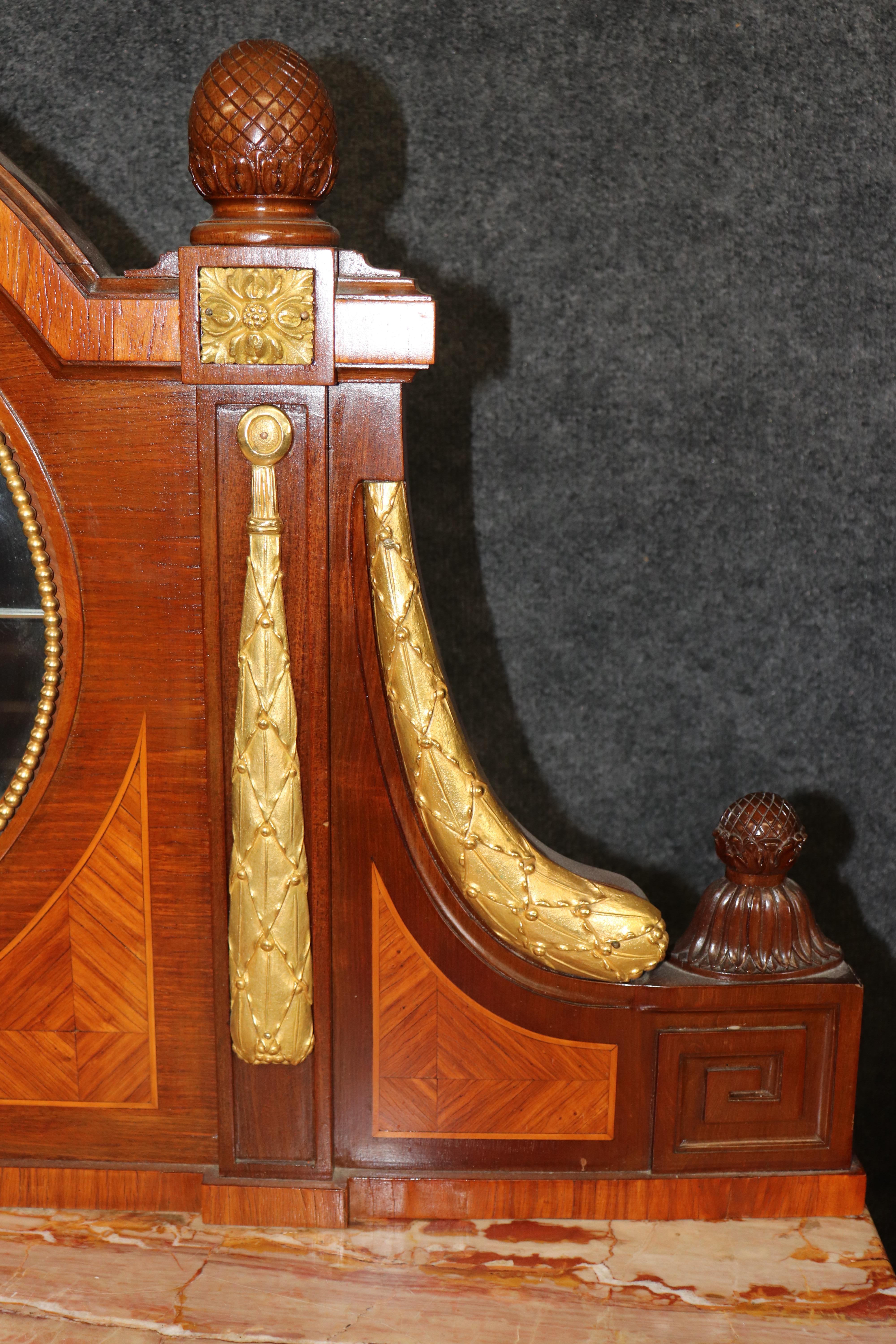 Coppia di orologi francesi in bronzo dorato De Cooene Freres Attr. Buffet in vendita 9