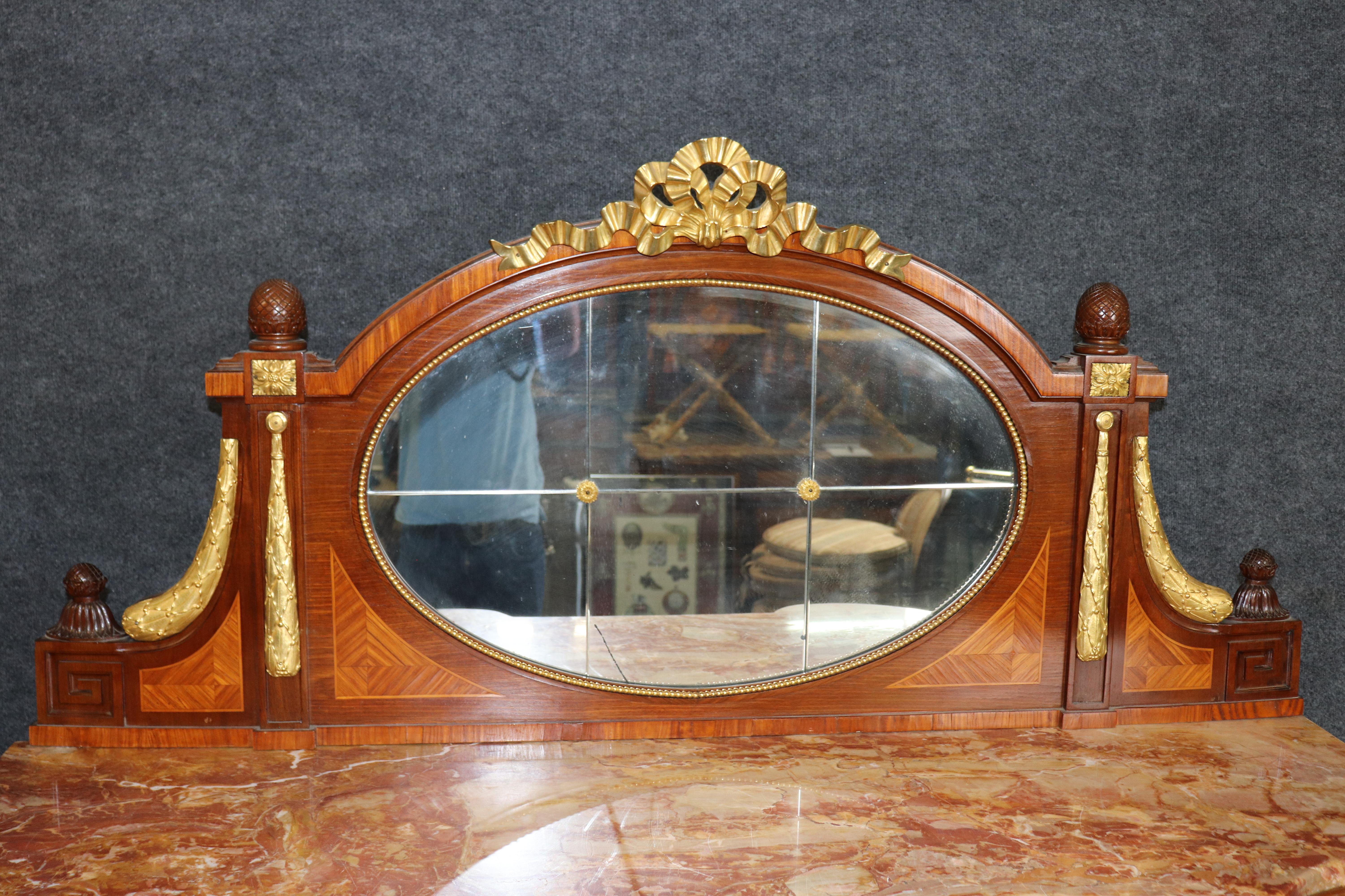 Bronzo Coppia di orologi francesi in bronzo dorato De Cooene Freres Attr. Buffet in vendita