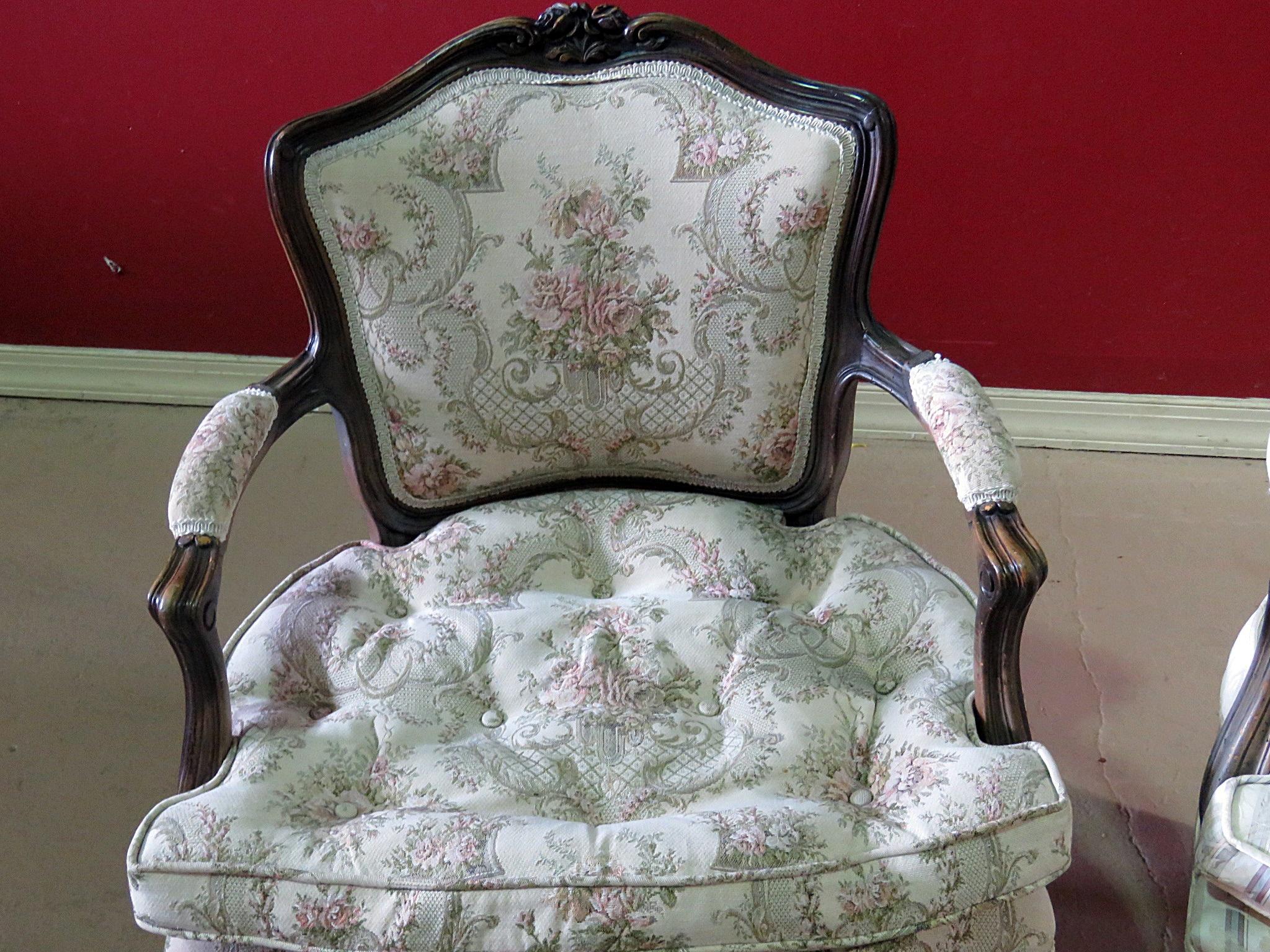 Companion Pair of Carved Walnut Tufted Louis XVI Style Fauteuils Armchairs  In Good Condition In Swedesboro, NJ
