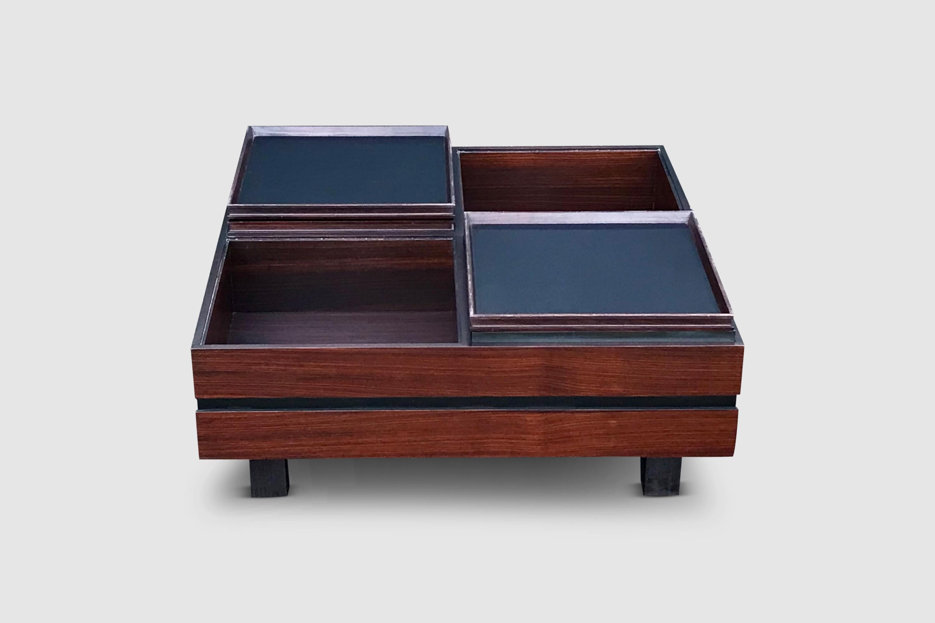 Compartmented Teak Coffee Table by Carlo Hauner for Forma Italy 1960s In Good Condition For Sale In Stavenisse, NL