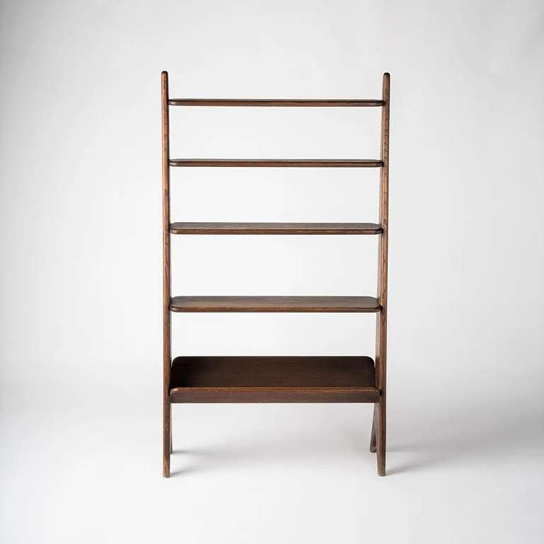 Scaffale dell'epoca René Gabriel.
Piedi di Compas.
Nello stile di Pierre Cruège.
In buone condizioni vintage.
Lievi scolorimenti sui piedi.
Questa unità viene spedita dalla Francia e può essere restituita in Francia o in una località degli
