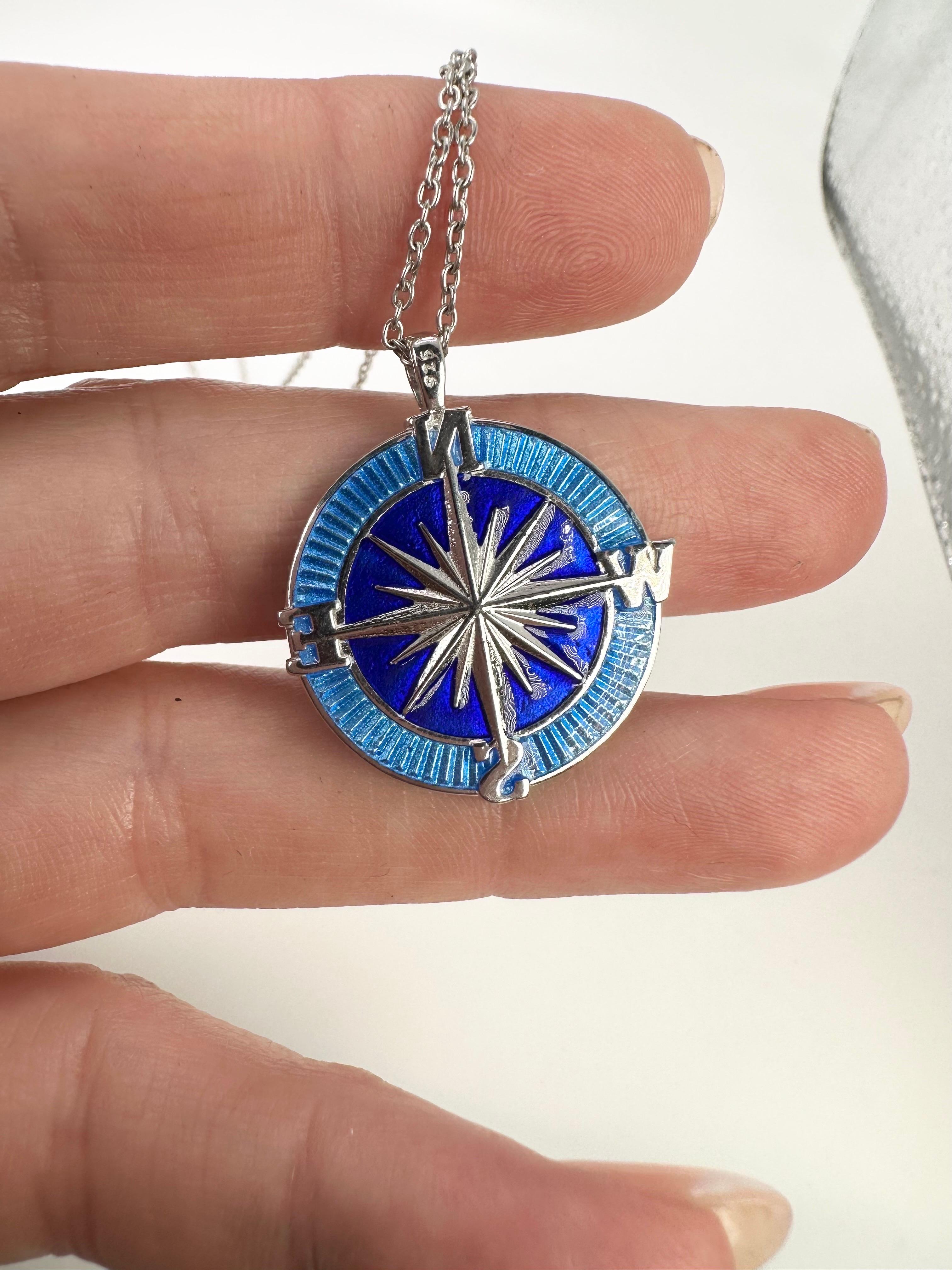 Compass diamond pendant necklace in silver with unique liquid glass enamel In New Condition For Sale In Jupiter, FL