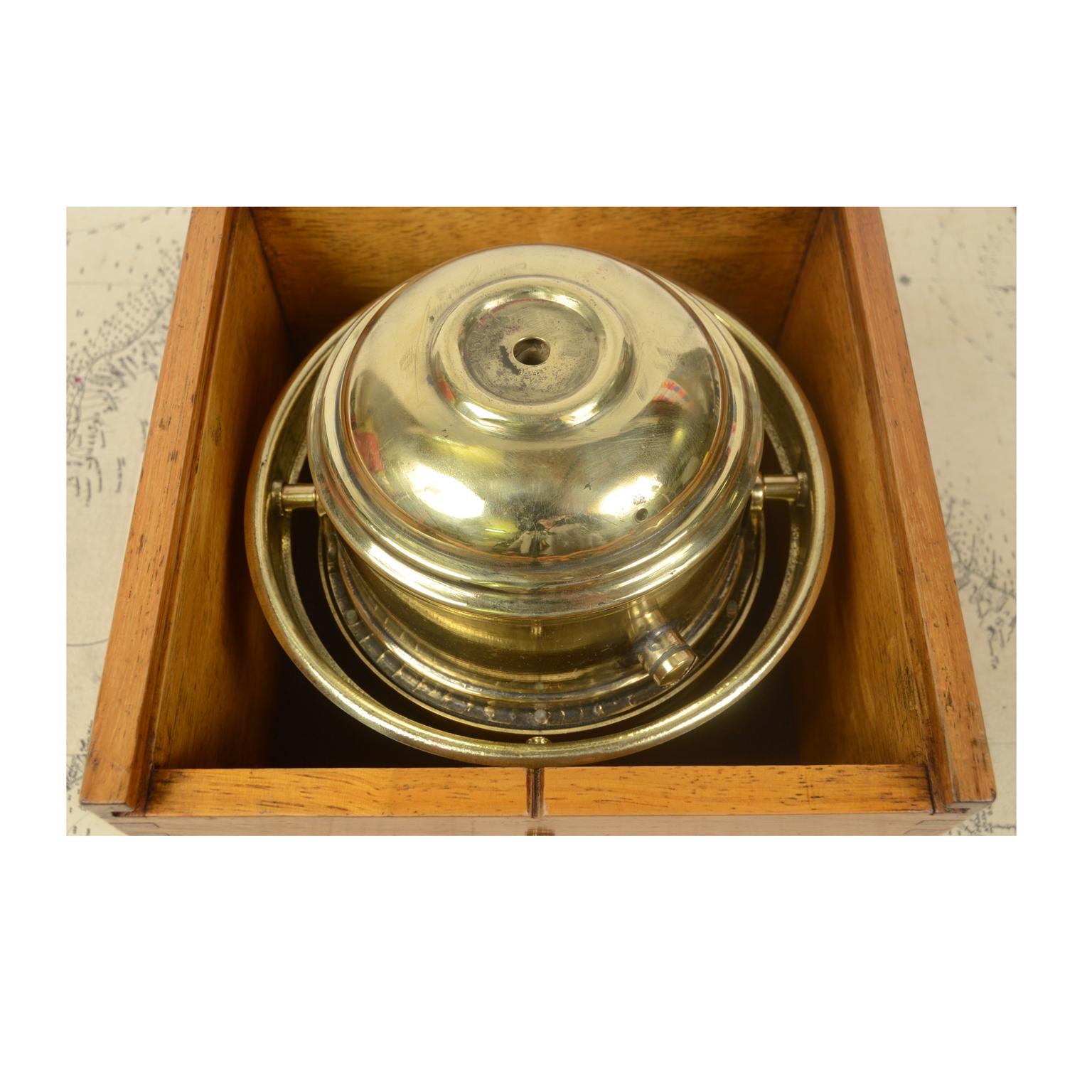 1900s Sestrel  Antique Nautical Magnetic Compass in its Original Wooden Box    4