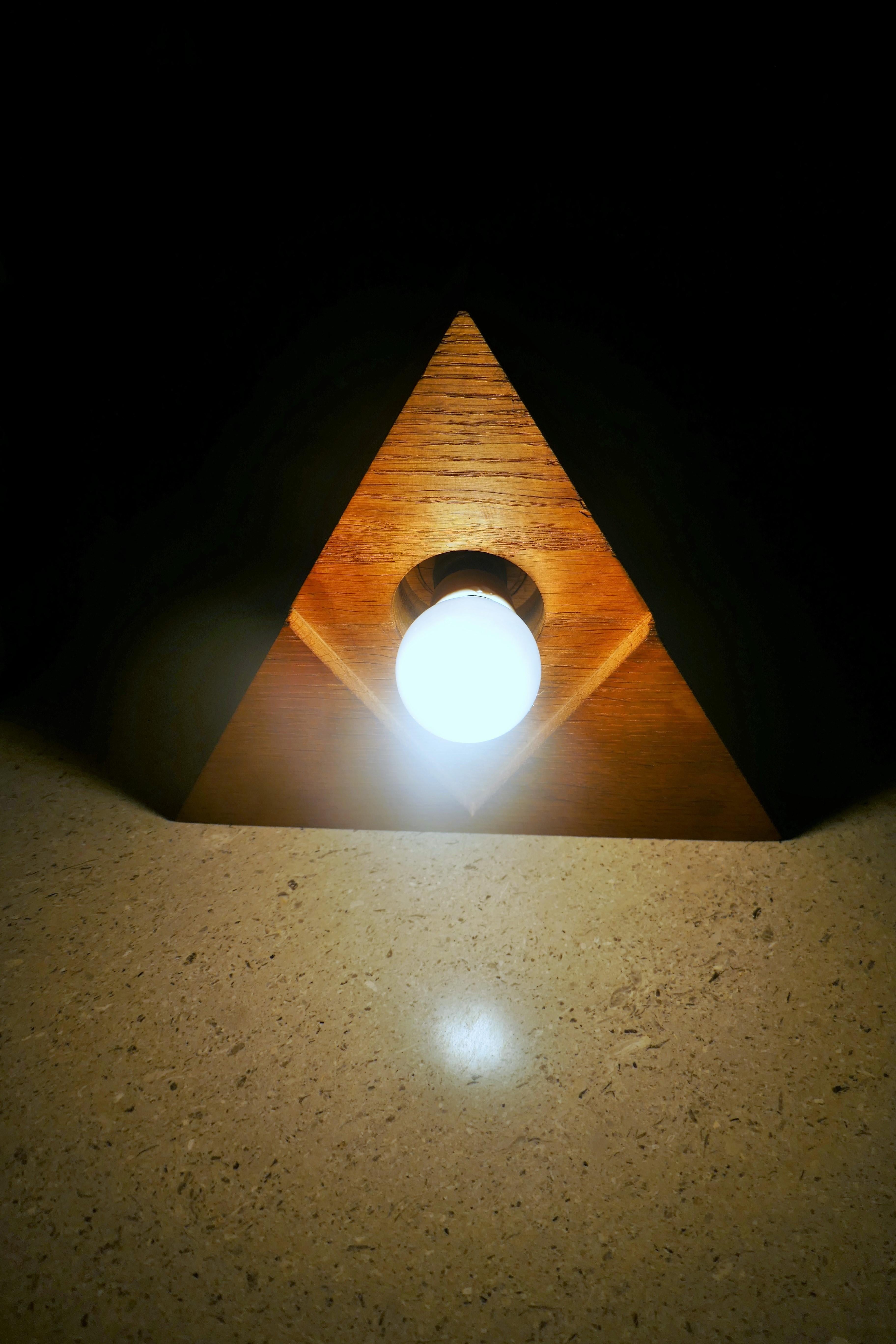 Compass or Masonic symbol table lamp - Iter Massoni For Sale 1