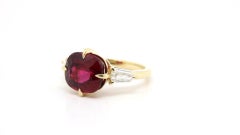 Compass-Set 5.57 Carat Mozambique Rubelite and Shield Diamond Three-Stone Ring