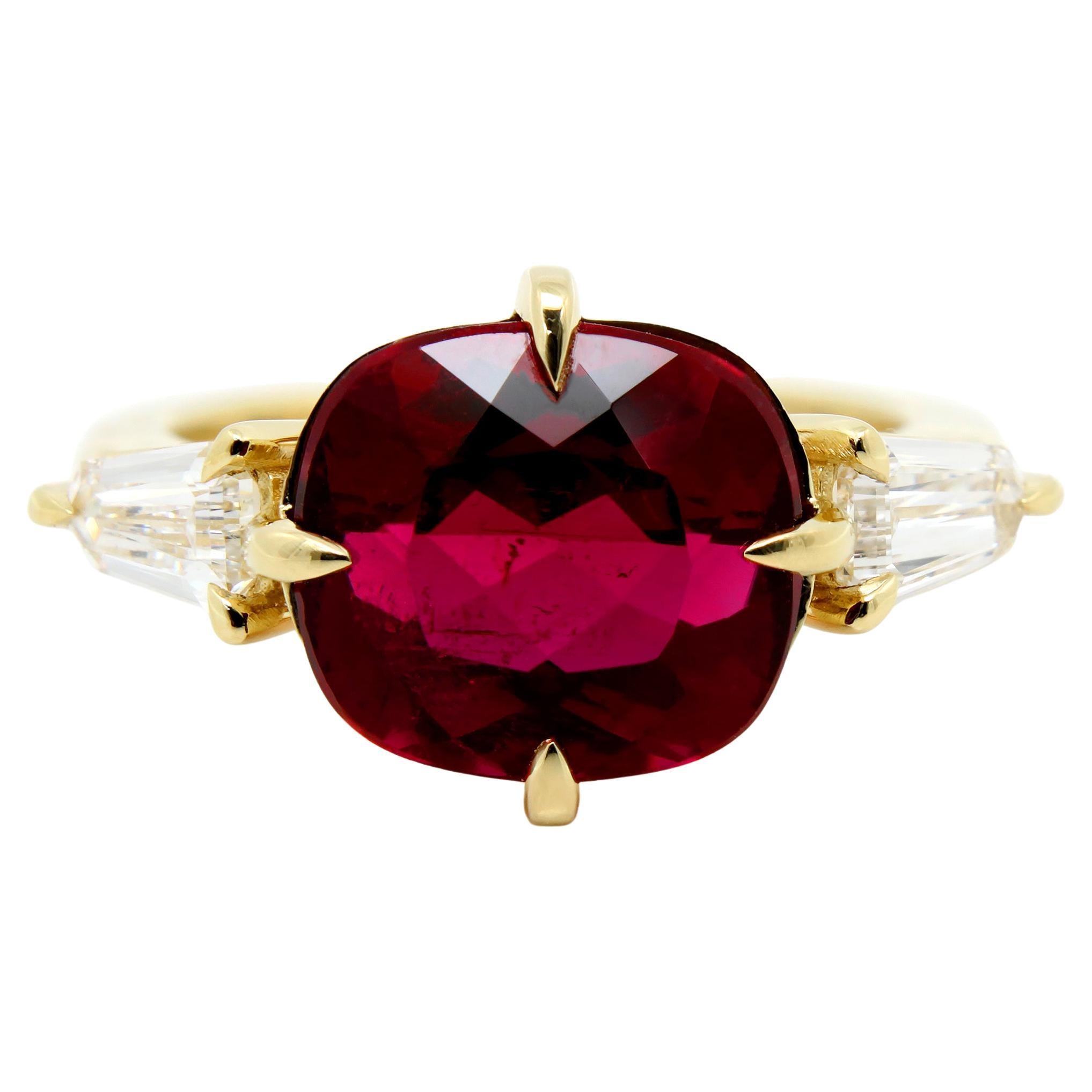 Compass-Set 5.57 Carat Mozambique Rubelite and Shield Diamond Three-Stone Ring