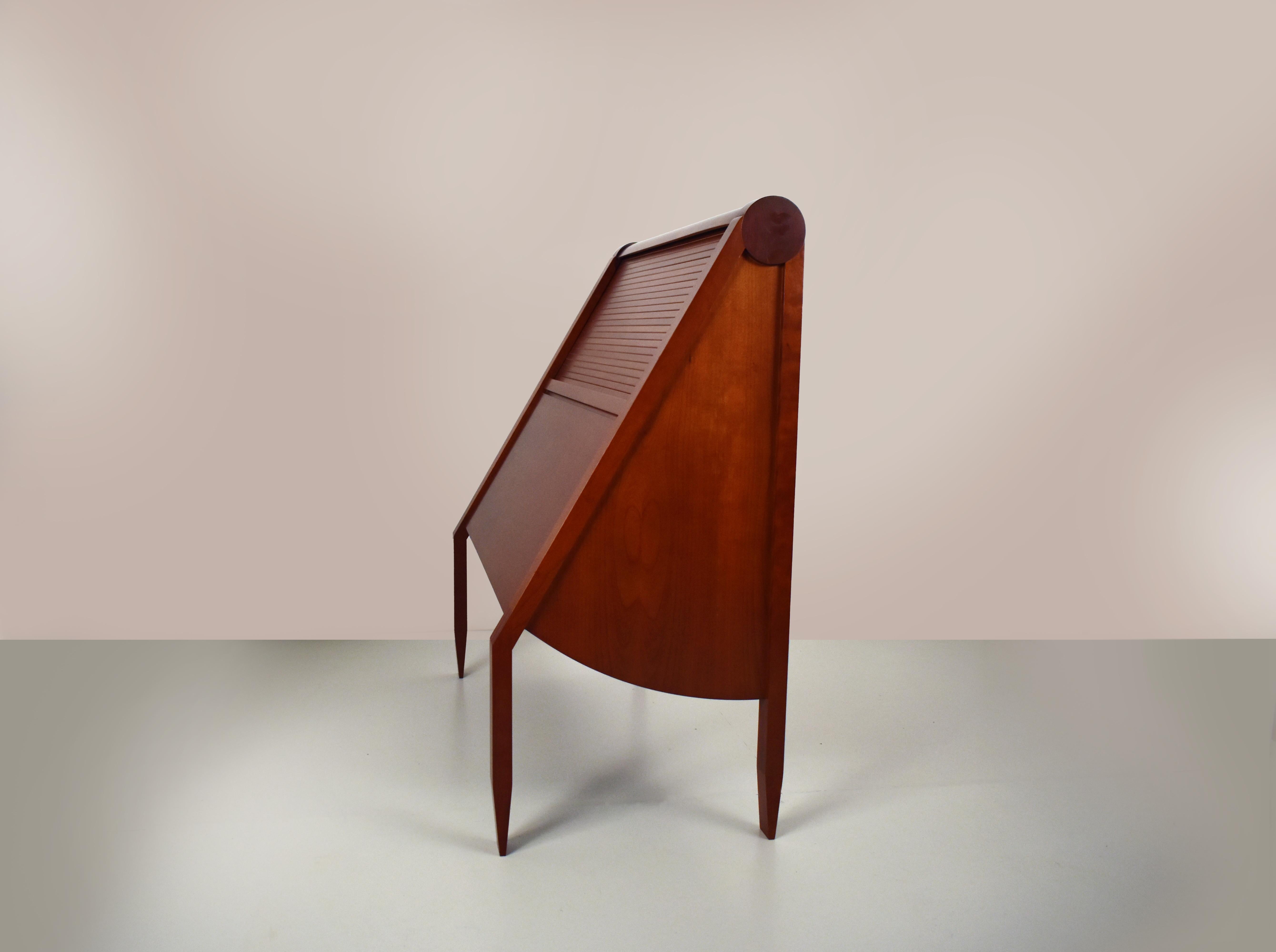 Compass Writing Desk Bureau by Pedro Miralles Claver for Punt Mobles, circa 1990 In Good Condition In Barcelona, Cataluna