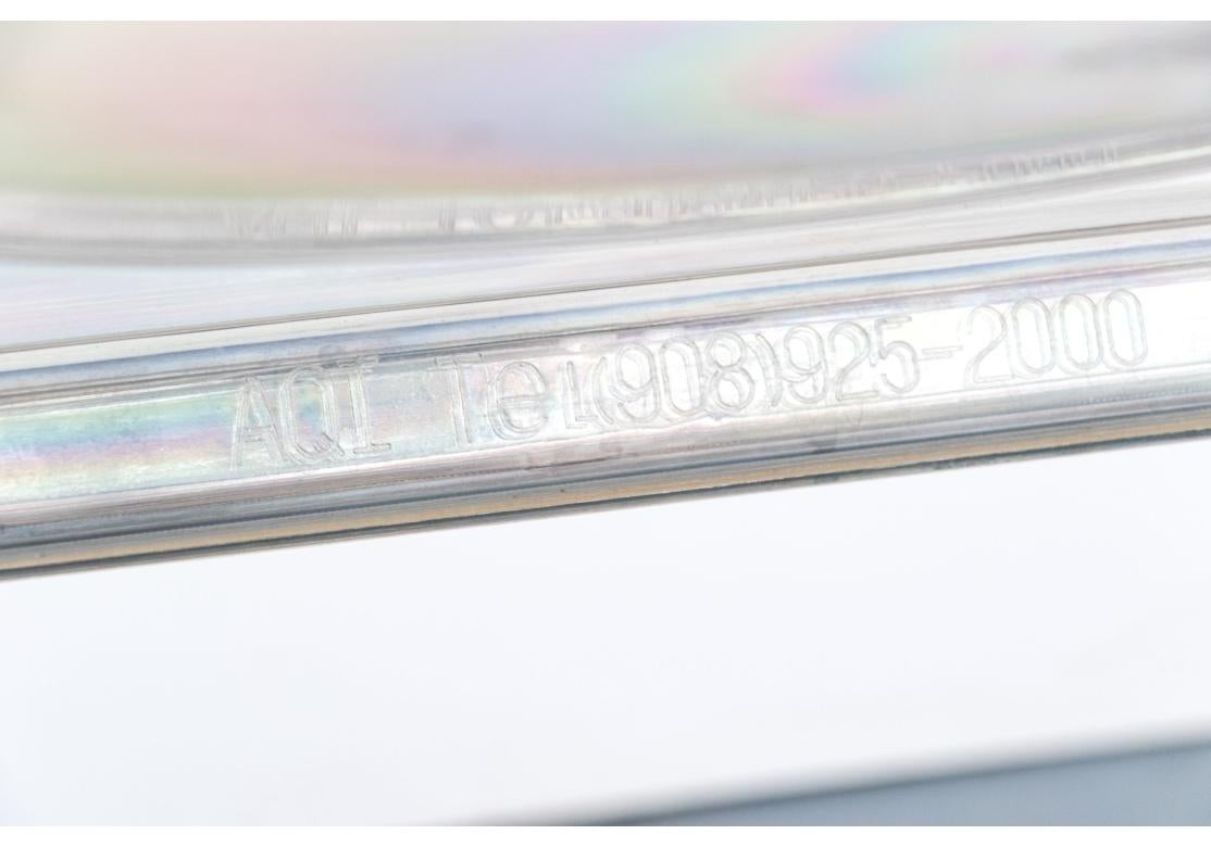 Groupe compatible de 7 chaises pliantes en acrylique en vente 14