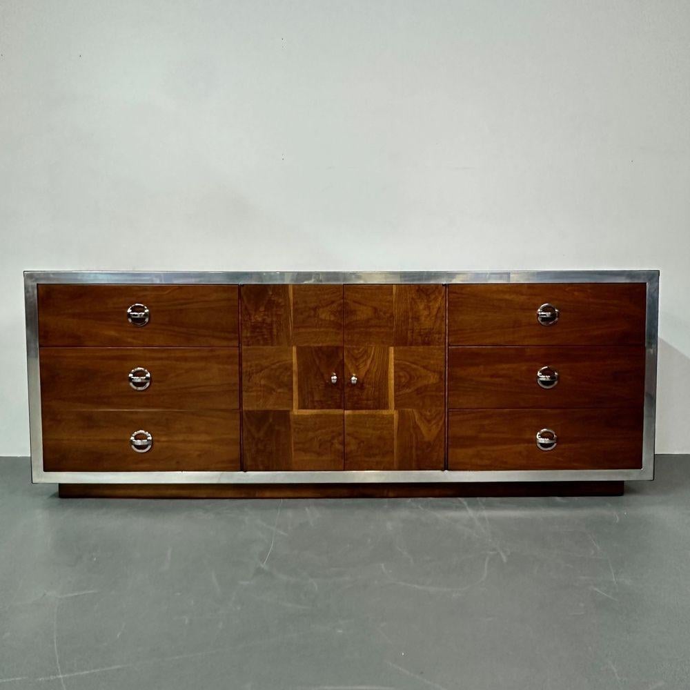 Compatible pair of Mid-Century Modern Milo Baughman dressers, Burlwood, Chrome, All items fully refinished.

Mid-Century Modern dresser / sideboard by Milo Baughman, chrome, walnut

This fine rosewood style veneer fronts having chrome pulls with