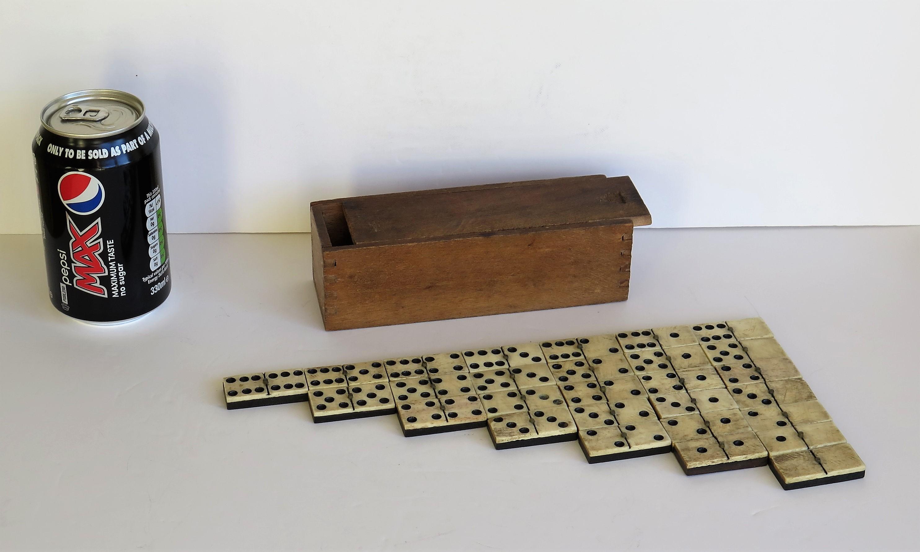 Complete 19th Century Domino Game in Hardwood Jointed Box, circa 1870 7