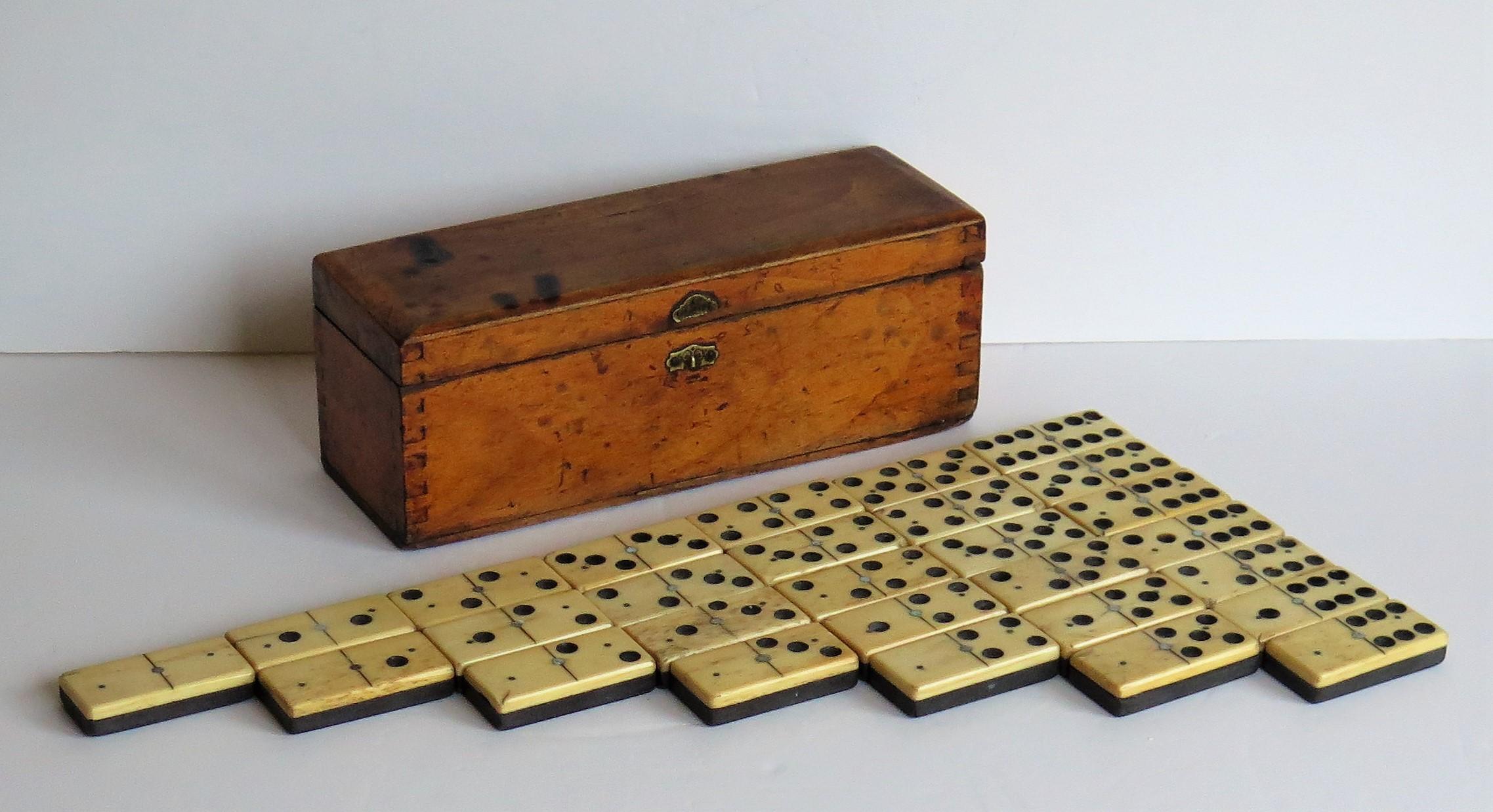 Hand-Crafted Complete 19th Century Domino Game in Hardwood Jointed Box, circa 1870