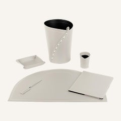 Complete and original office set in leather MEDUNA