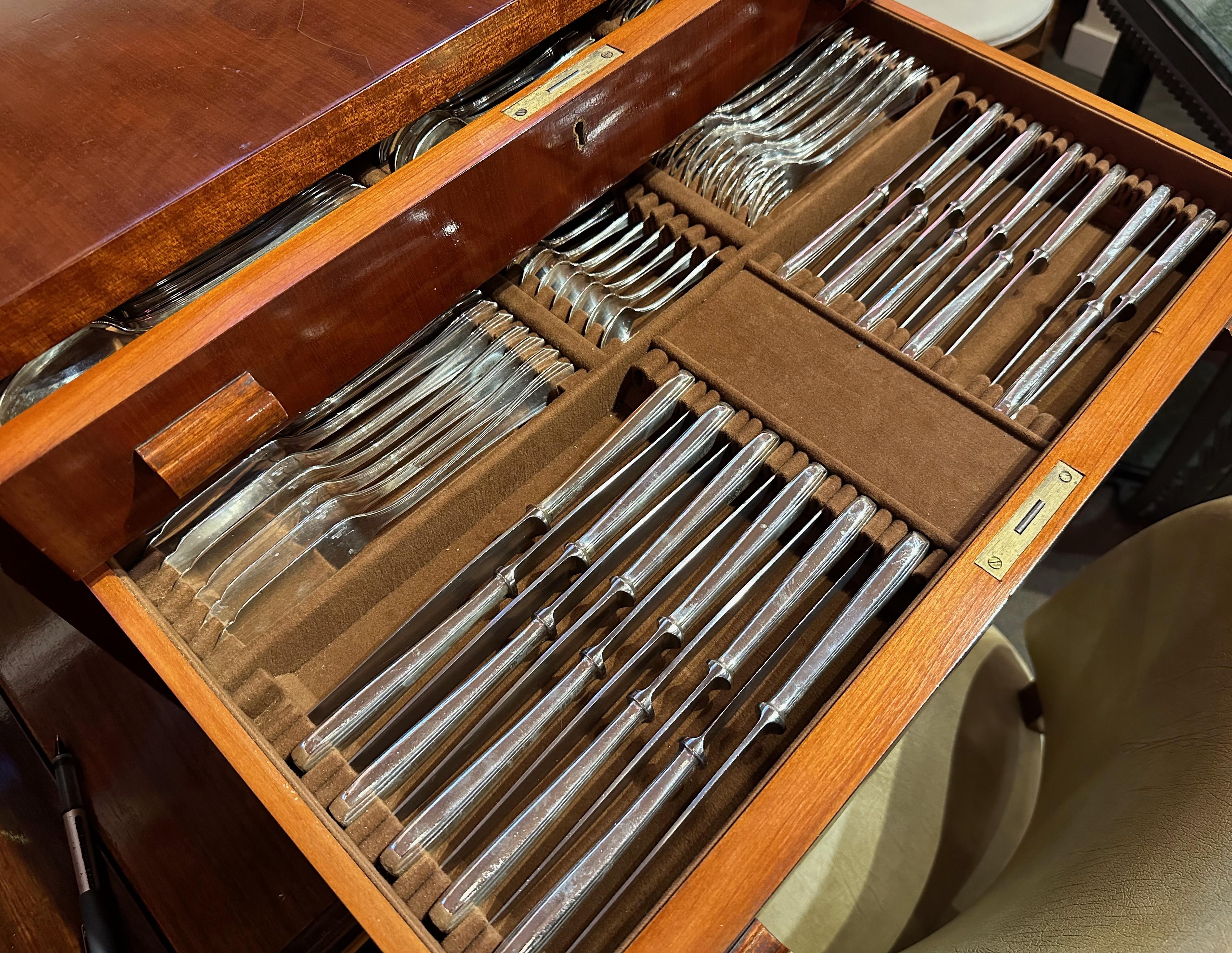 Complete Art Deco Silverware Service for 12 by Christofle in Fitted Wooden Chest 7