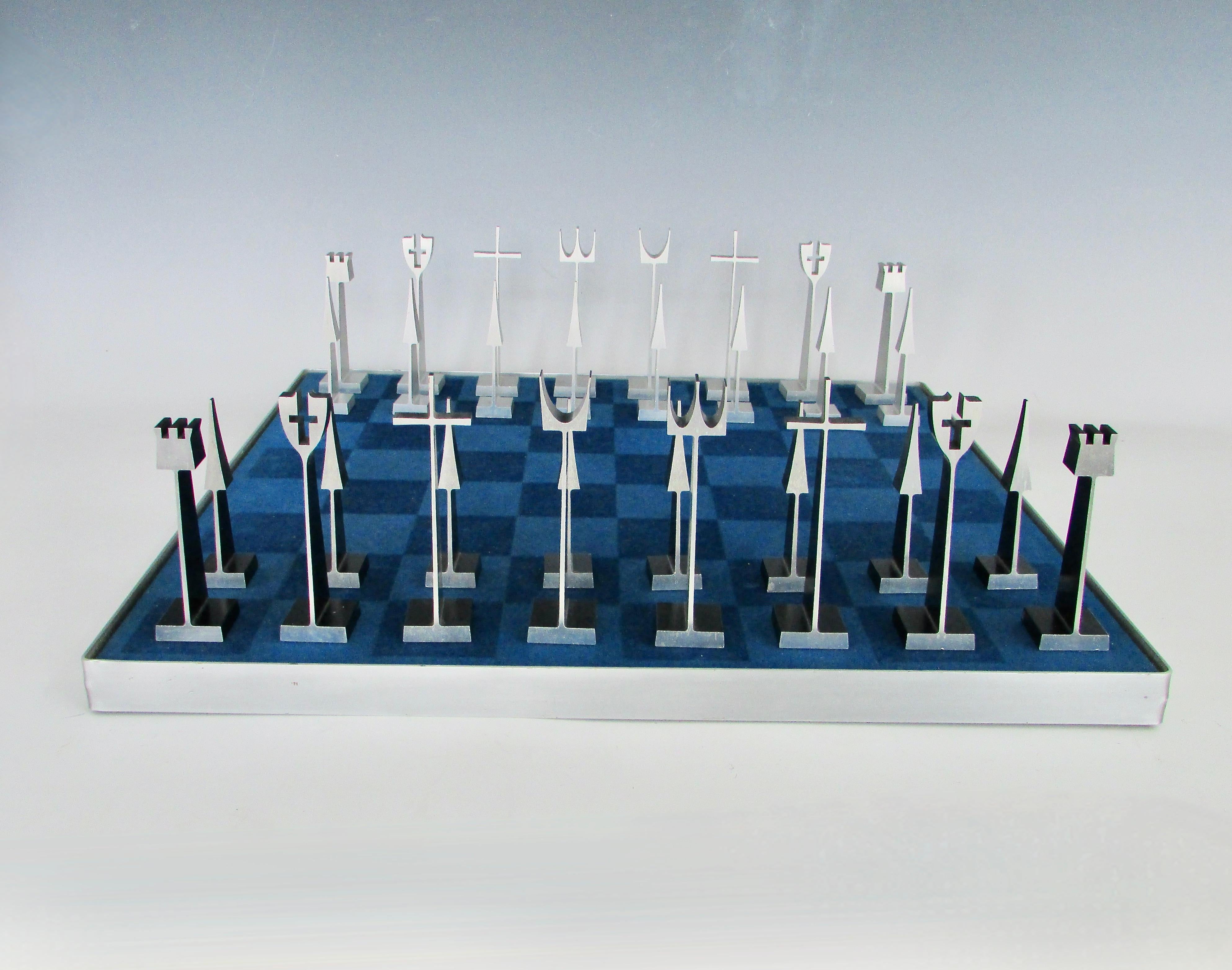 Ensemble d'échecs Austin Cox Alcoa 1962 avec vitrine et carton 10