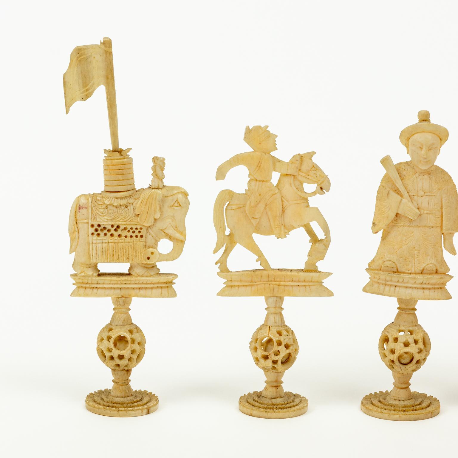 Bone Complete Chinese Chess Set with Puzzle Ball Bases