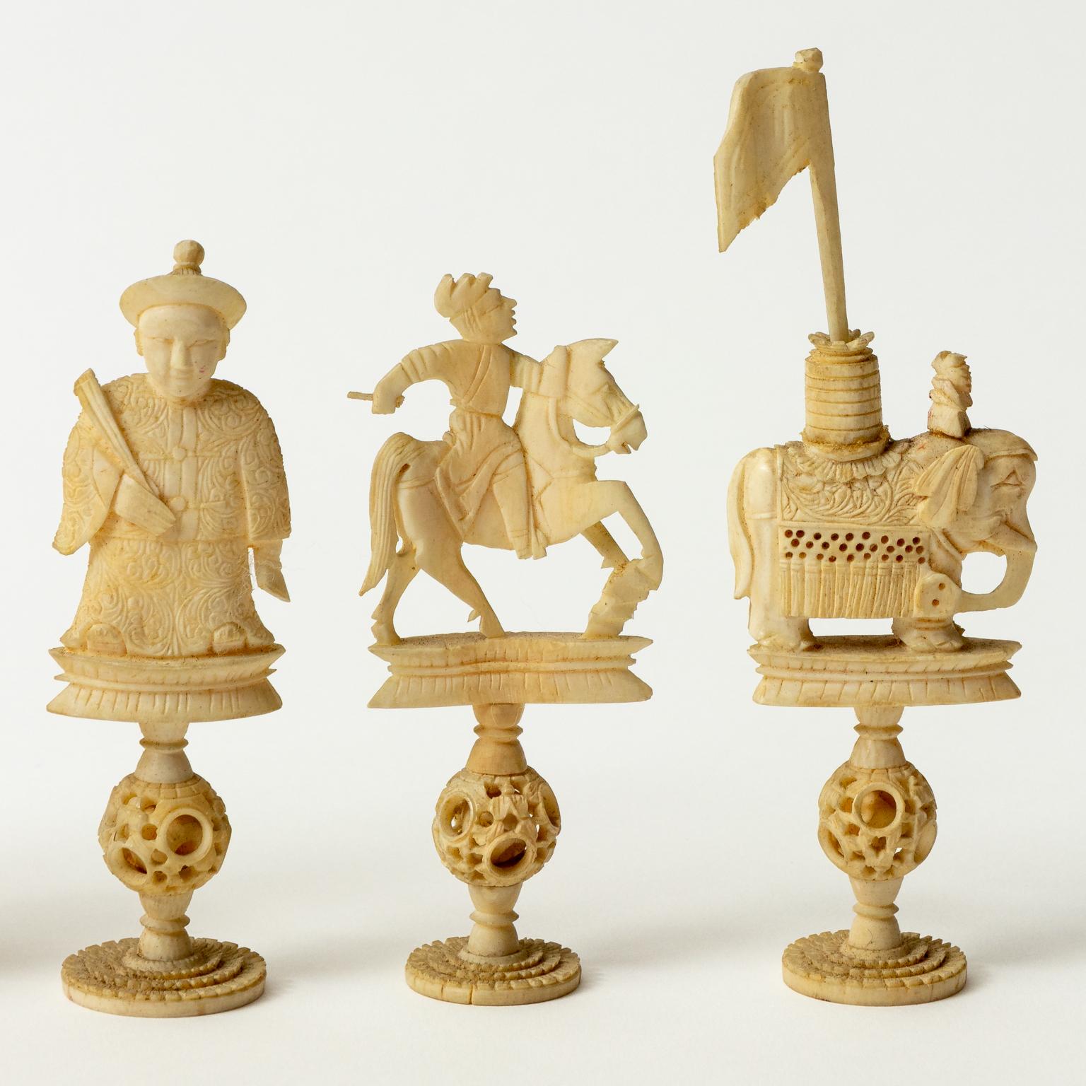 Complete Chinese Chess Set with Puzzle Ball Bases 2