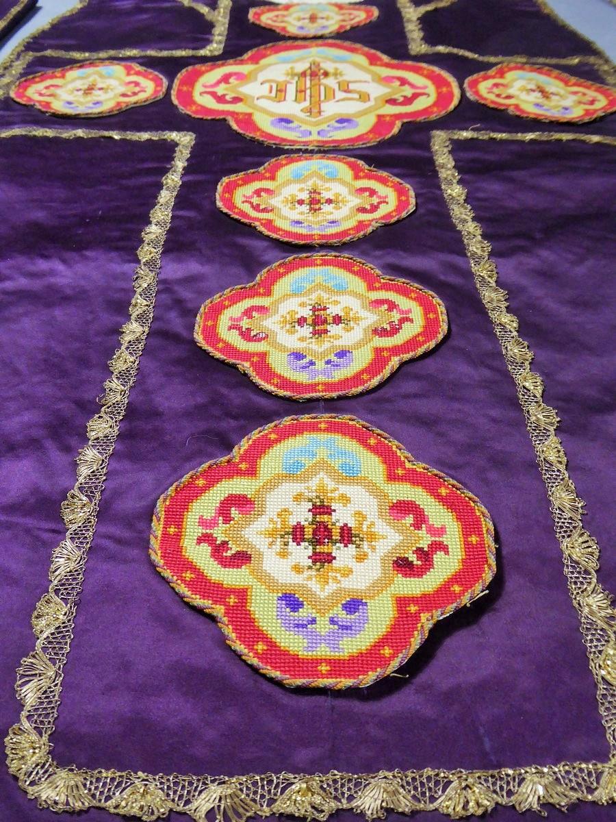 Women's or Men's Complete Christian Embroidered chasuble set -  Circa 1880/1920