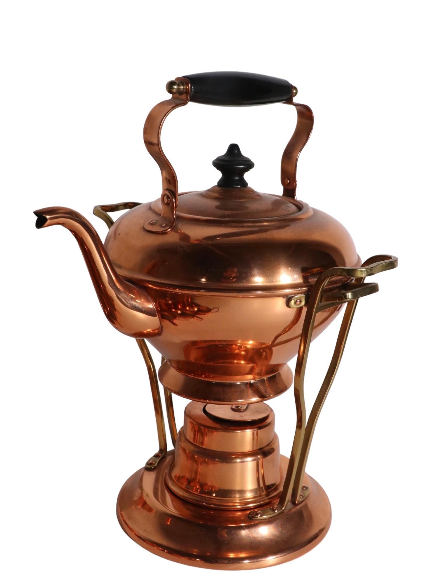Complete Copper Tea Set by Joseph Heinrichs In Good Condition In New York, NY