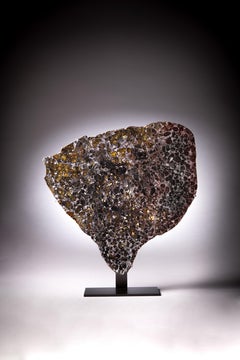 Complete Cross-Section of the Seymchan Meteorite with Peridot Gems