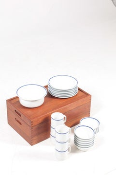 Kompletter Picknickkorb aus massivem Teakholz von Bing & Grøndahl, Midcentury Design, 1960