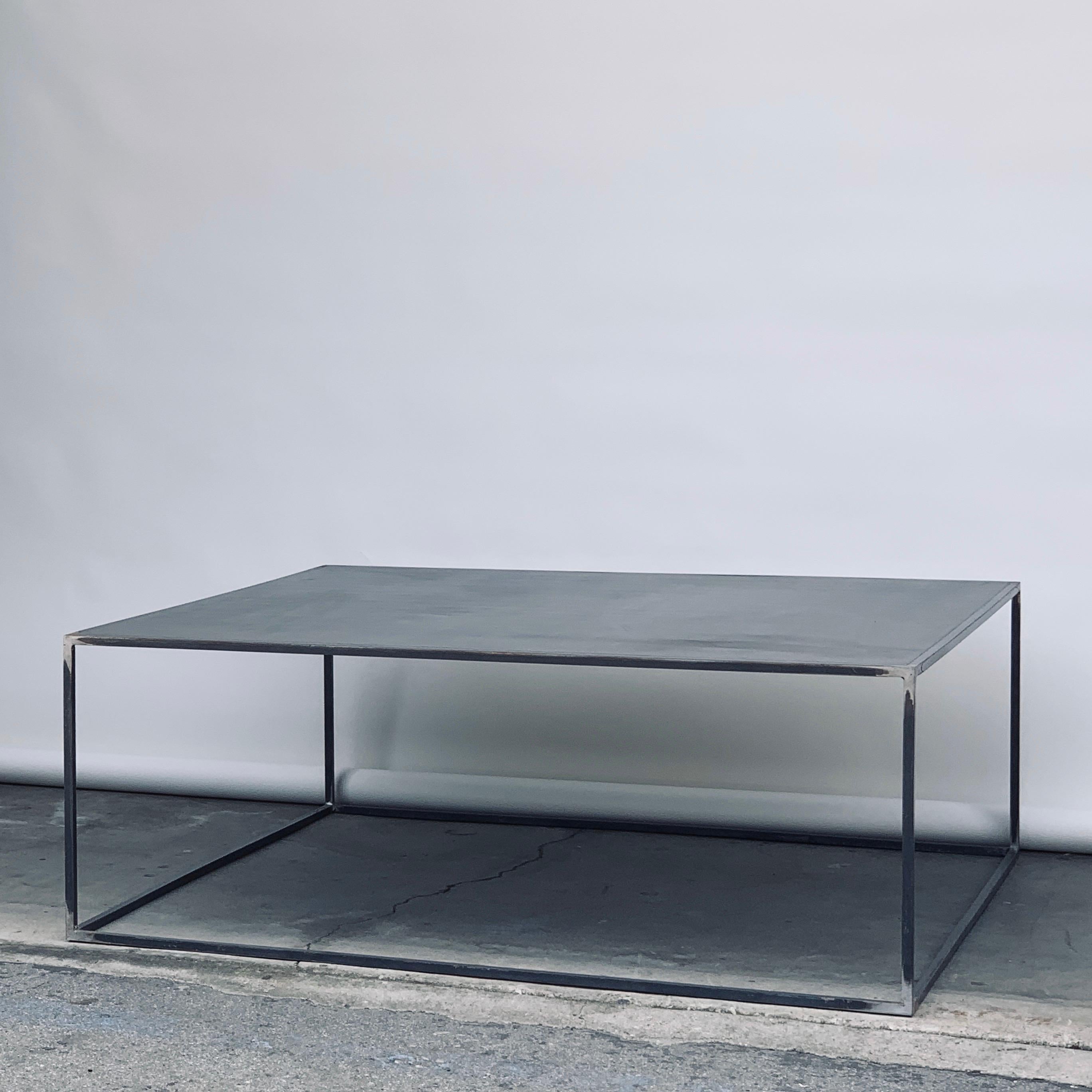 Complete Set of 'Filiforme' Minimalist Patinated Steel Living Room Tables In Excellent Condition For Sale In Los Angeles, CA