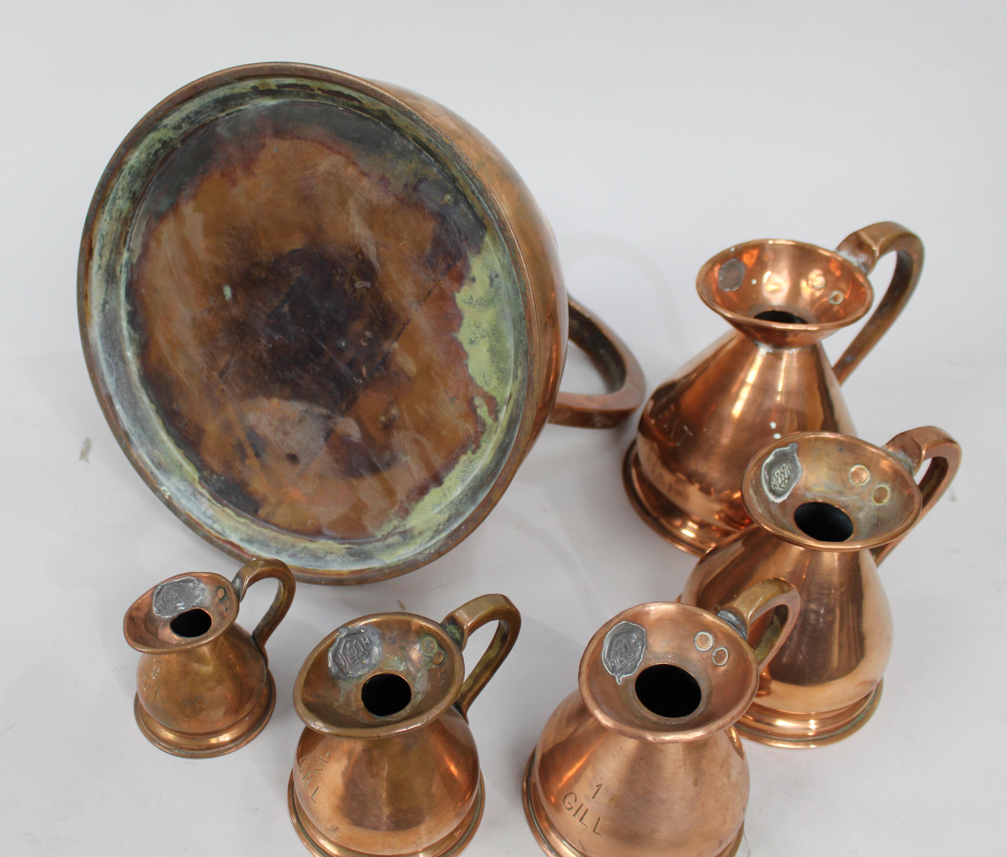 Complete Set of Six Graduated Copper Haystack Measures, English, Early Victorian (Kupfer) im Angebot