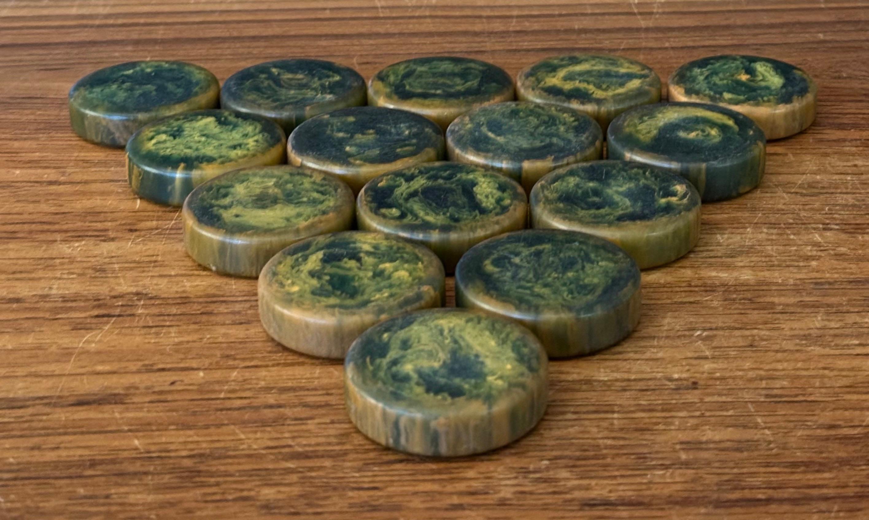 Complete Set of Thirty Vintage Large Bakelite Backgammon Checkers 8