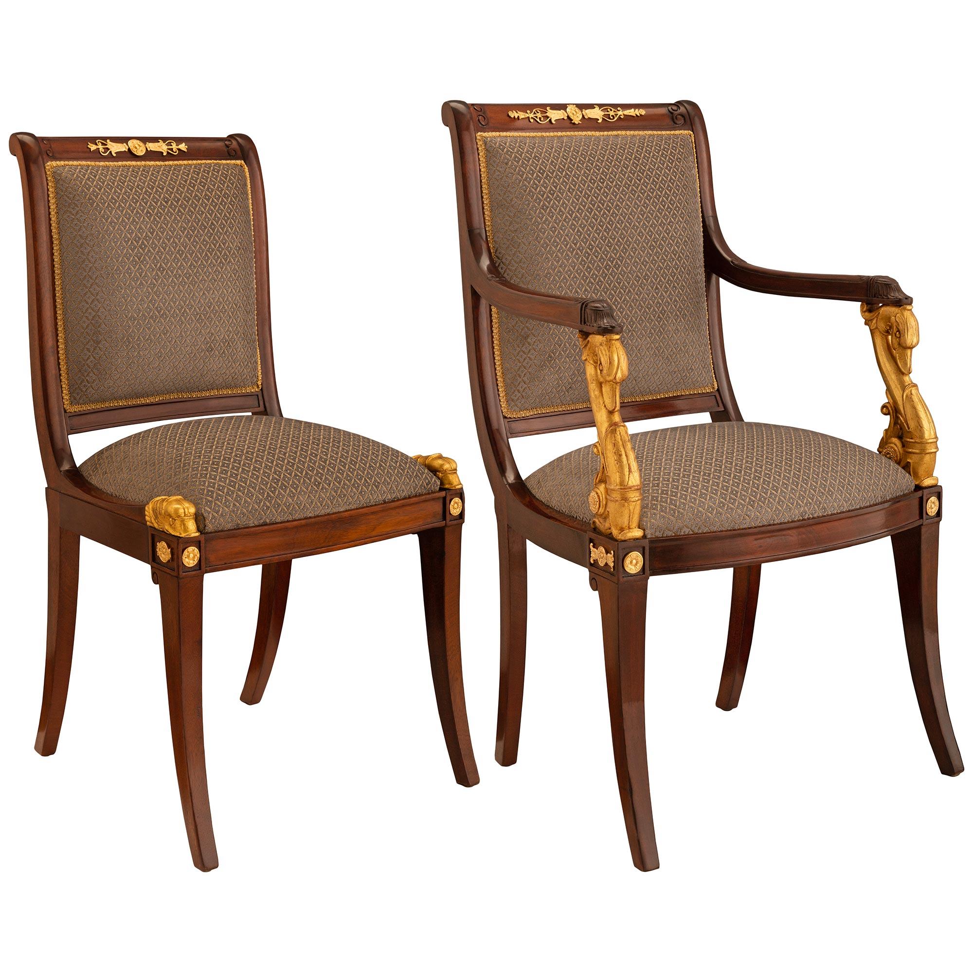 Néoclassique Ensemble complet de douze chaises de salle à manger néoclassiques françaises du 19e siècle en vente