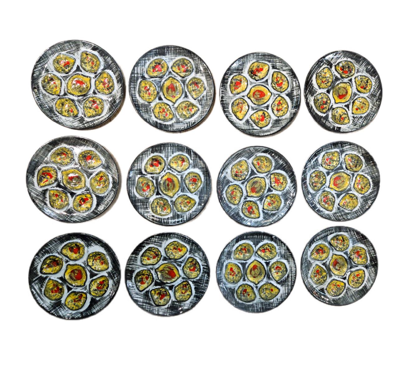 Kompletter Satz von zwölf handbemalten Austerntellern aus MBFA-Porzellan im Angebot 2