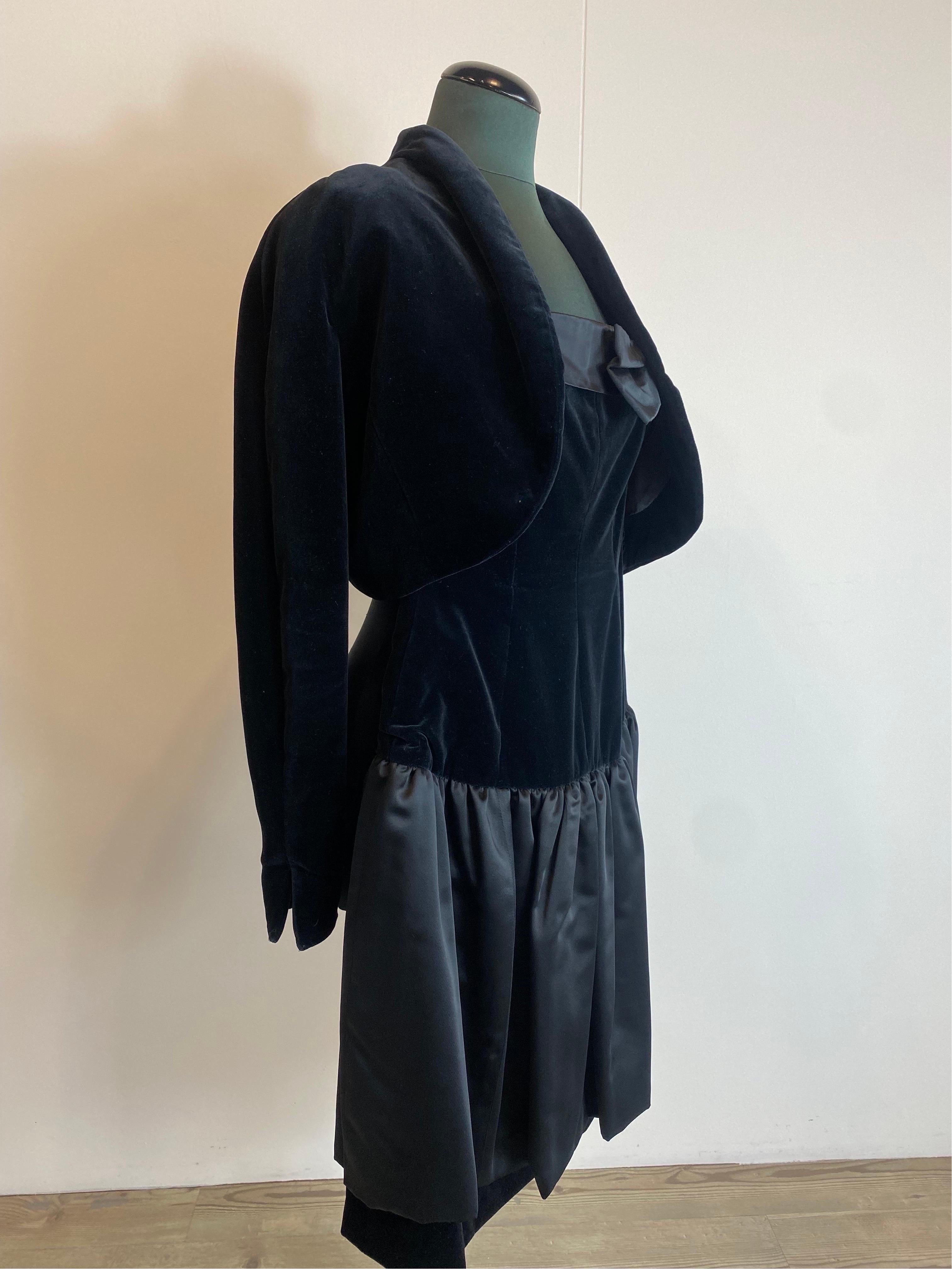 Complete velvet dress and bolero Yves Saint Laurent  In Excellent Condition In Carnate, IT