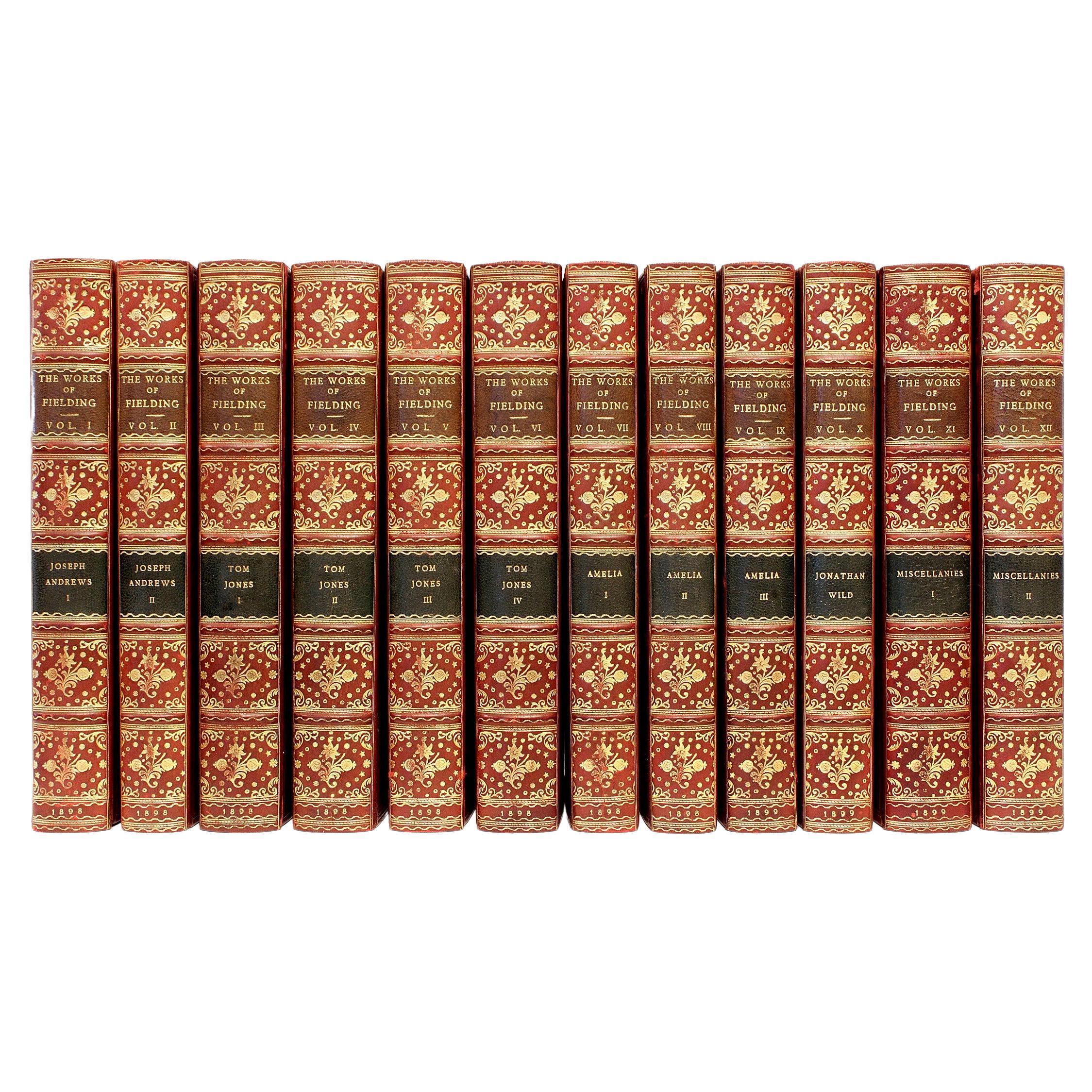 Obras Completas de Henry Fielding, 12 volúmenes, en una excelente encuadernación de cuero.