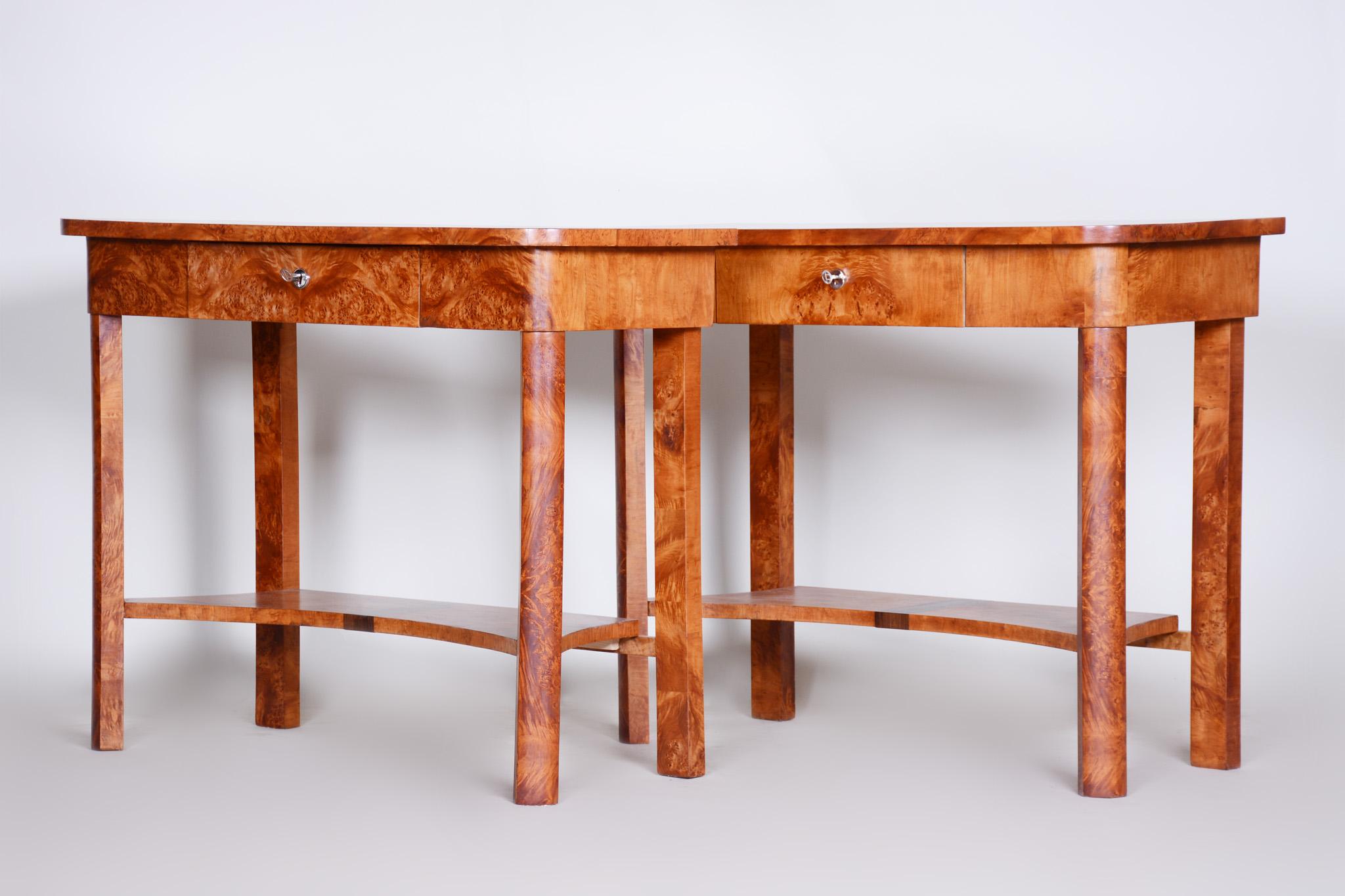 Completely restored pair of side tables

Style: Art Deco
Source: Czechia (Bohemia)
Period: 1920-1929
Material: Elm.