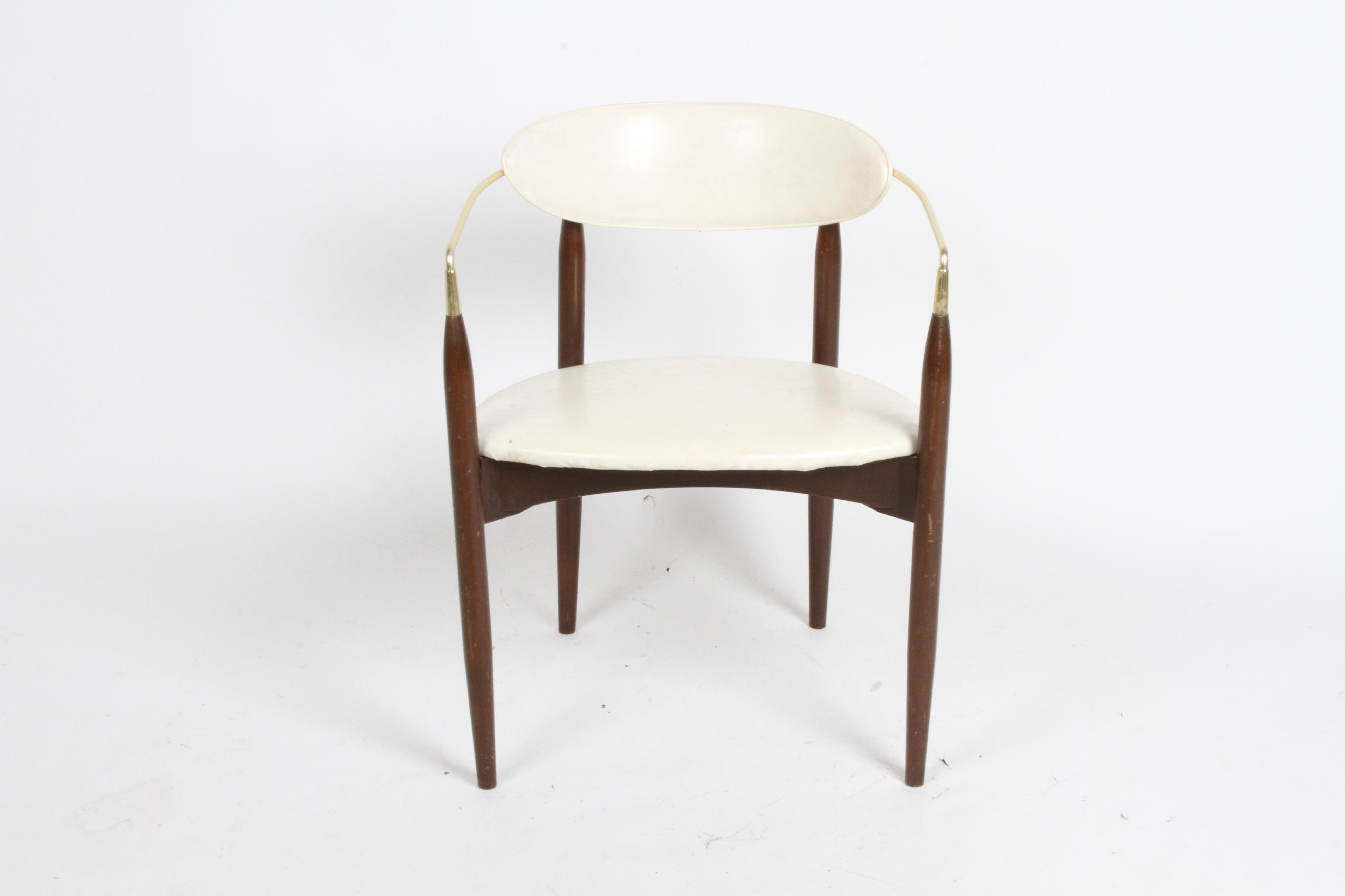 Completely Restored Dan Johnson for Viscount Mid-Century Brass Armchair 1950s For Sale 4