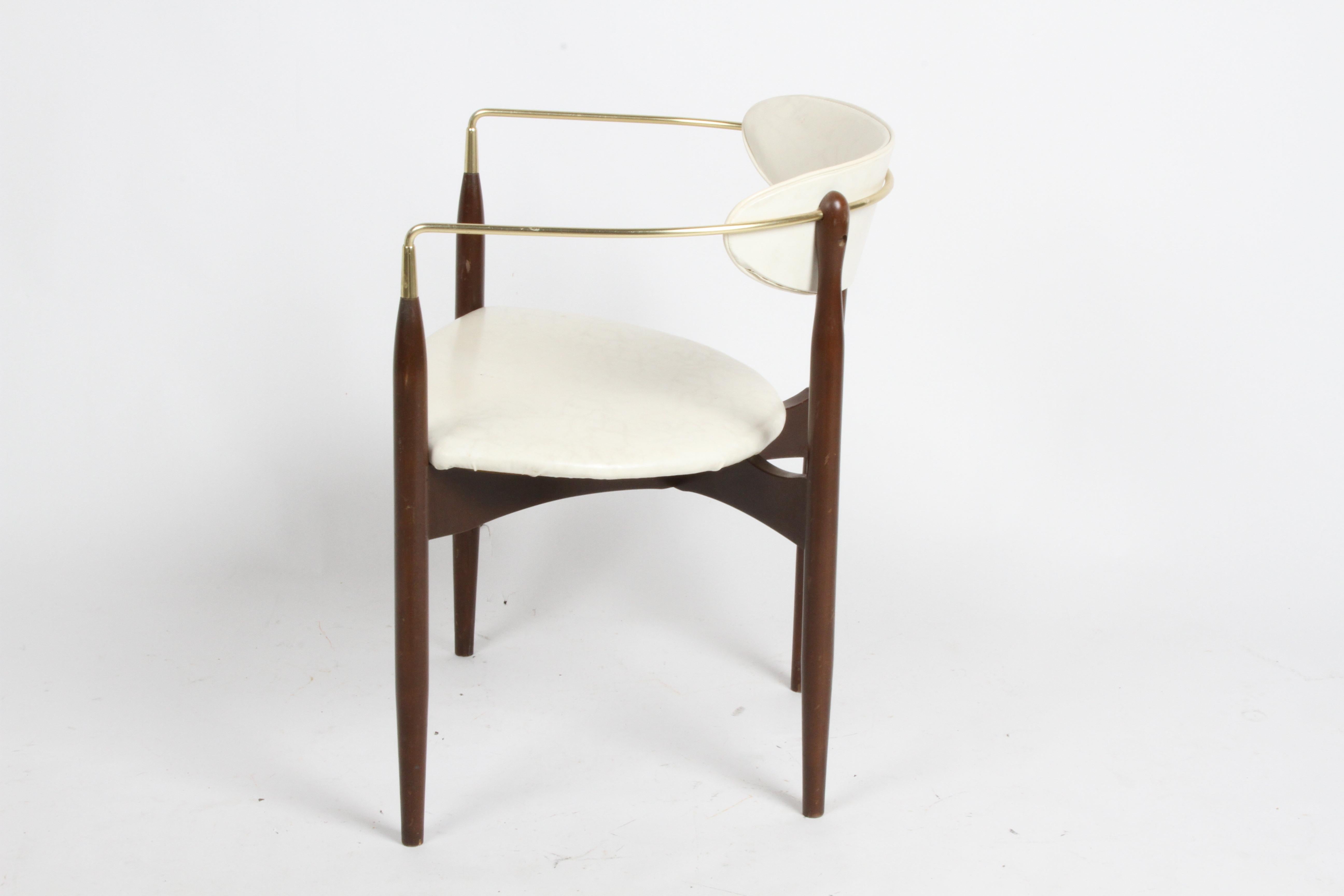 Completely Restored Dan Johnson for Viscount Mid-Century Brass Armchair 1950s For Sale 5