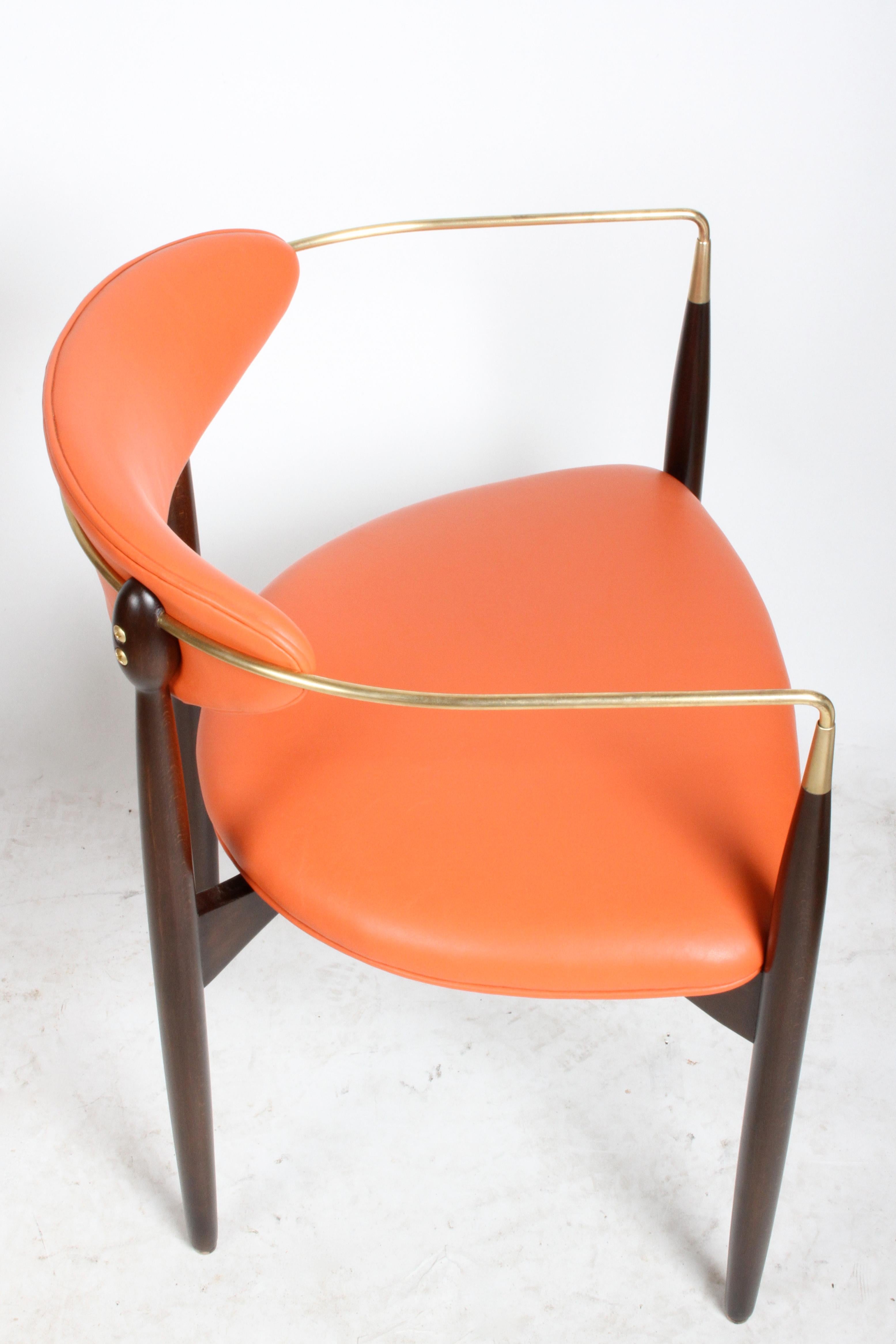 Completely Restored Dan Johnson for Viscount Mid-Century Brass Armchair 1950s For Sale 1