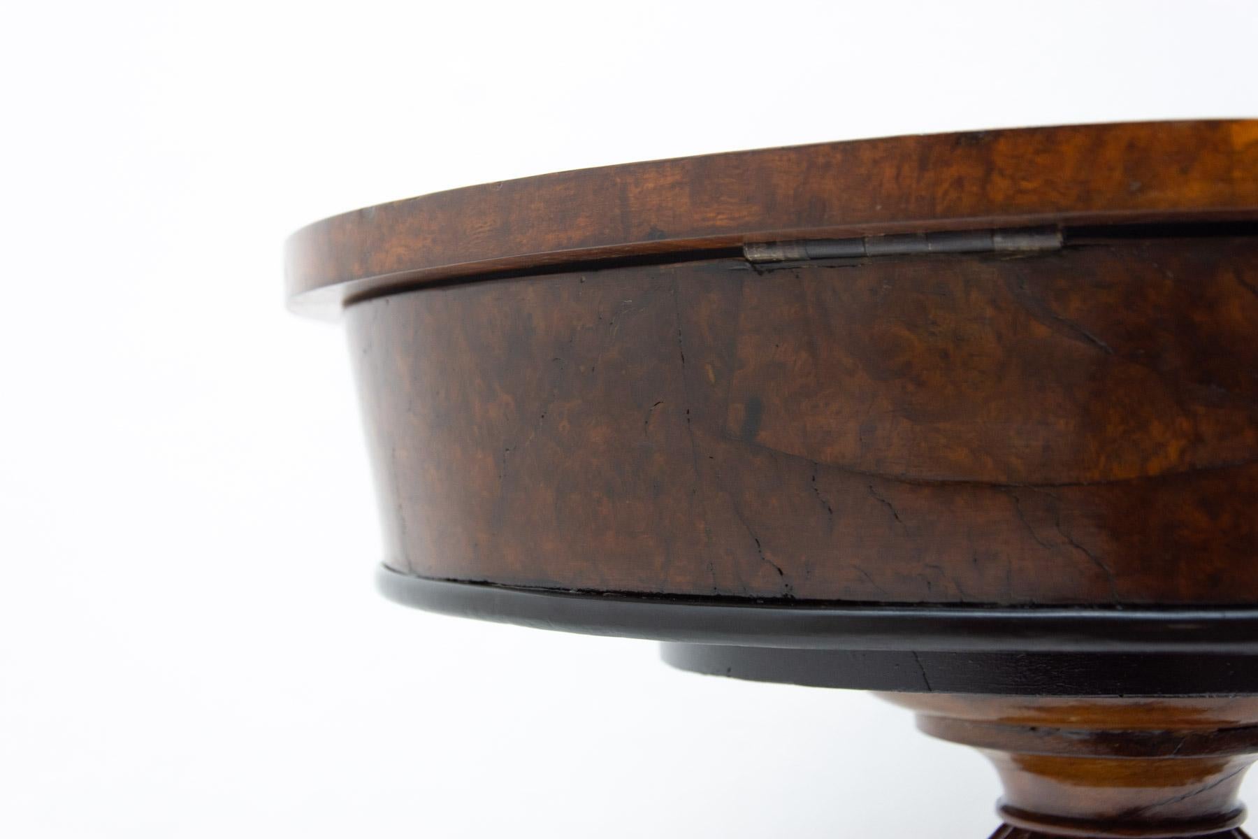 Table à cartes néo-baroque entièrement restaurée, fin du XIXe siècle, Autriche-Hongrie en vente 4