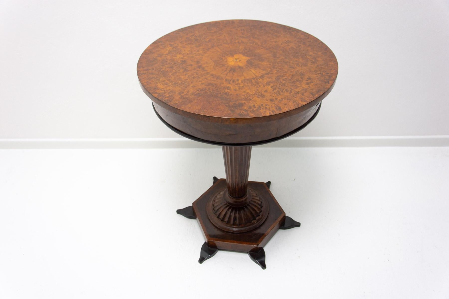Wood Completely Restored Neo-Baroque Card Table, Late 19th Century, Austria-Hungary For Sale