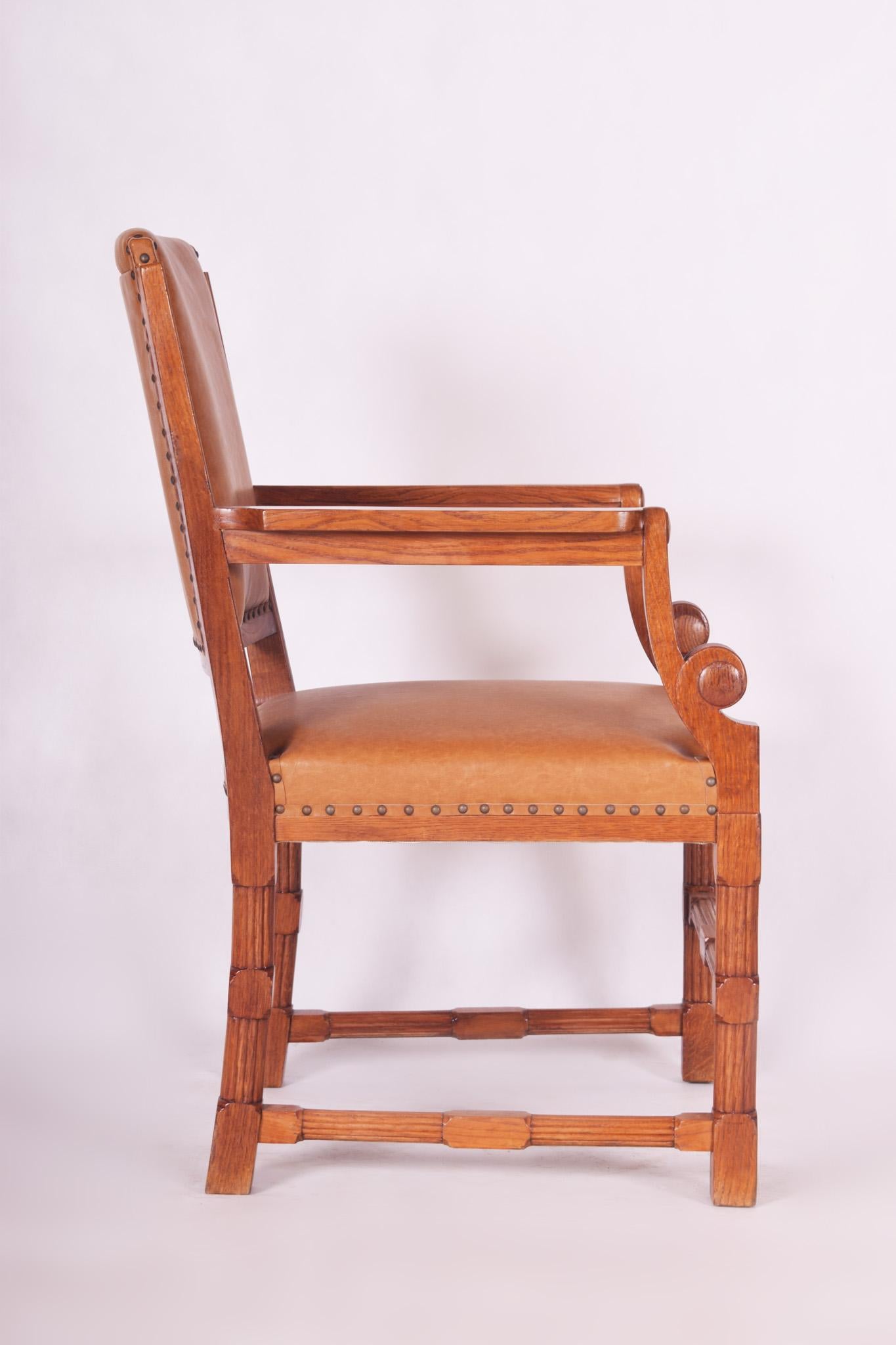 Completely Restored Oak Neo-Renaissance Armchair, New Upholstery, Shellac Polish 1