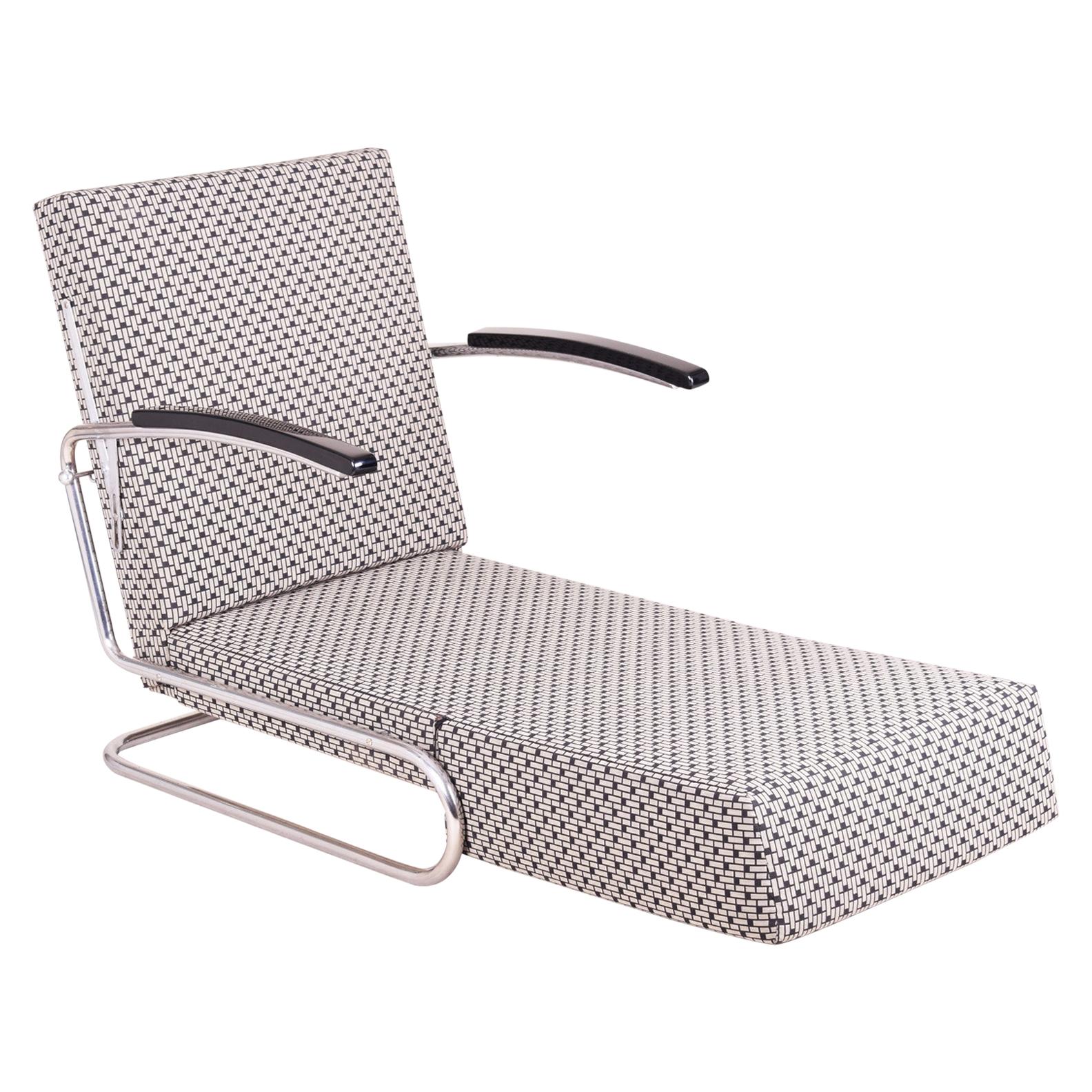 Bauhaus Style Outdoor Lounge Chairs at 1stDibs