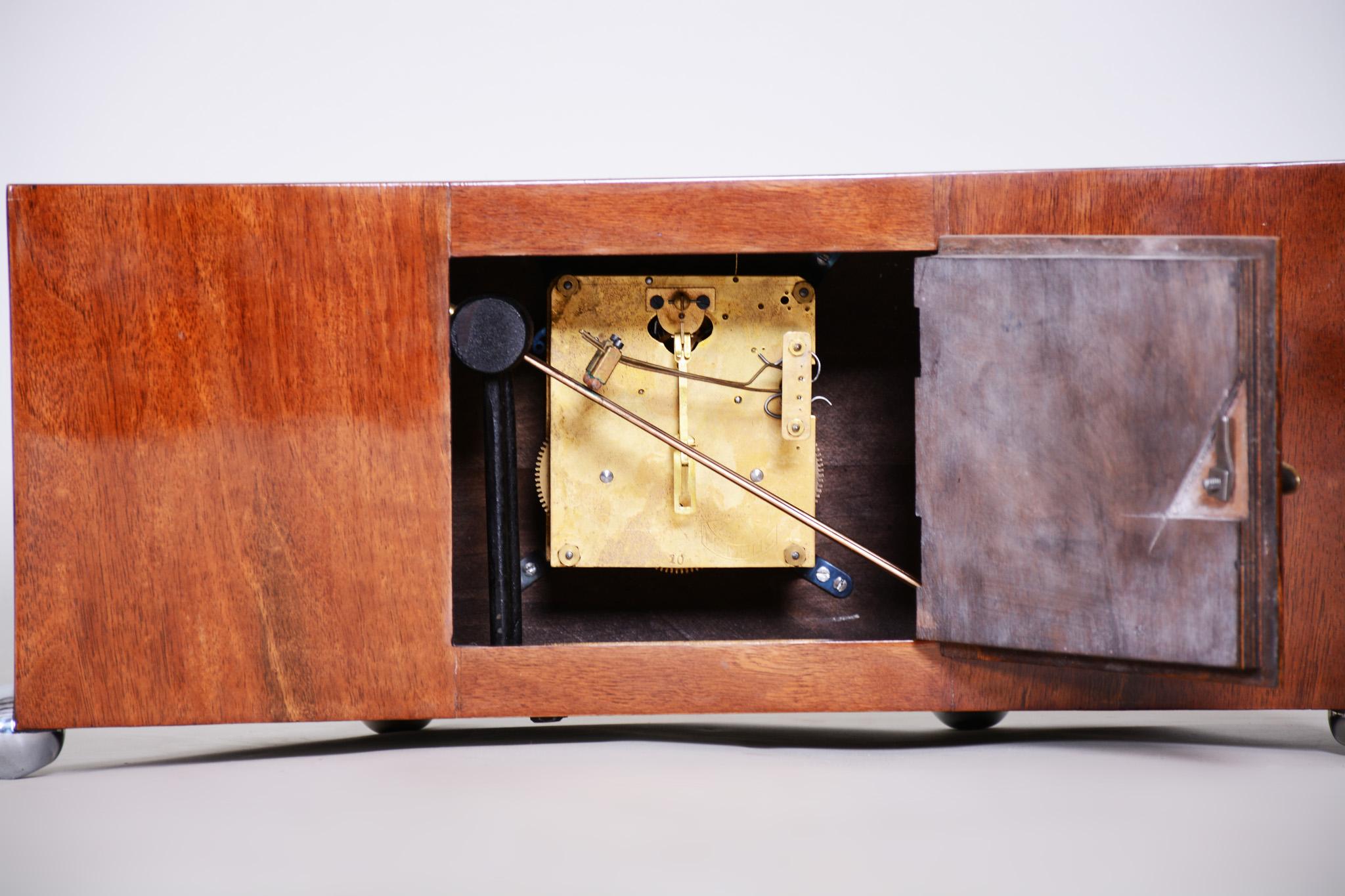 20th Century Completely Restored Unique Art Deco Walnut Table Clock, High Gloss, 1930s