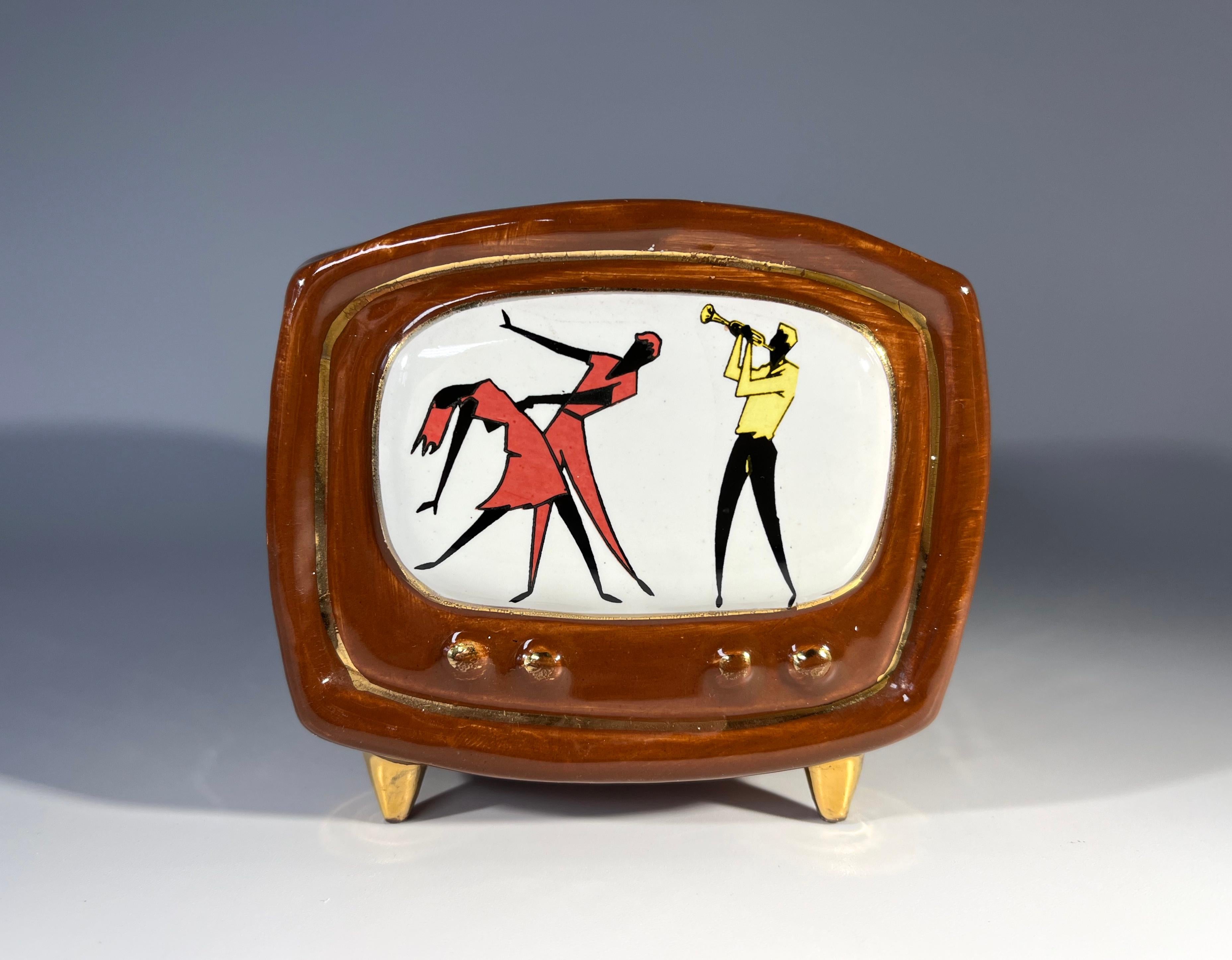 Completely Retro, Jazz Dancers Television Ashtray. Italian Ceramic Of The 1960s 2