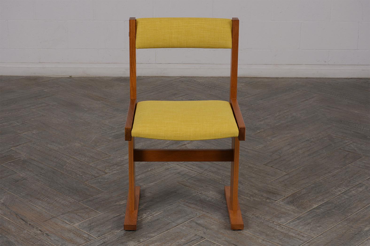 Mid-20th Century Completly Restored Set of Six Poul Hermann Poulsen Midcentury Dinning Chairs