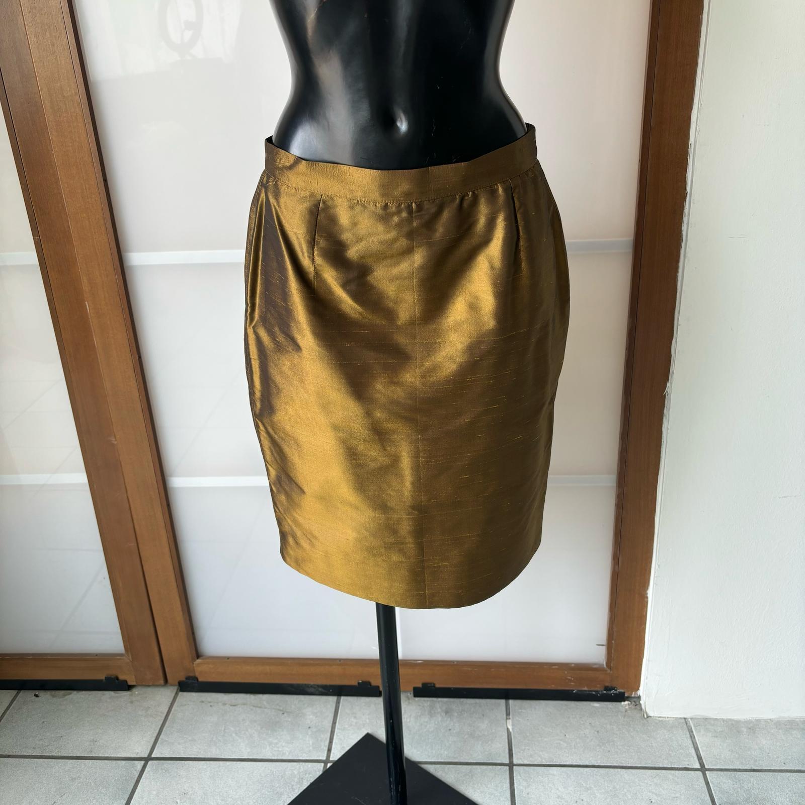 Costume 3 pièces Gianfranco Ferrè comme neuf en vente 5