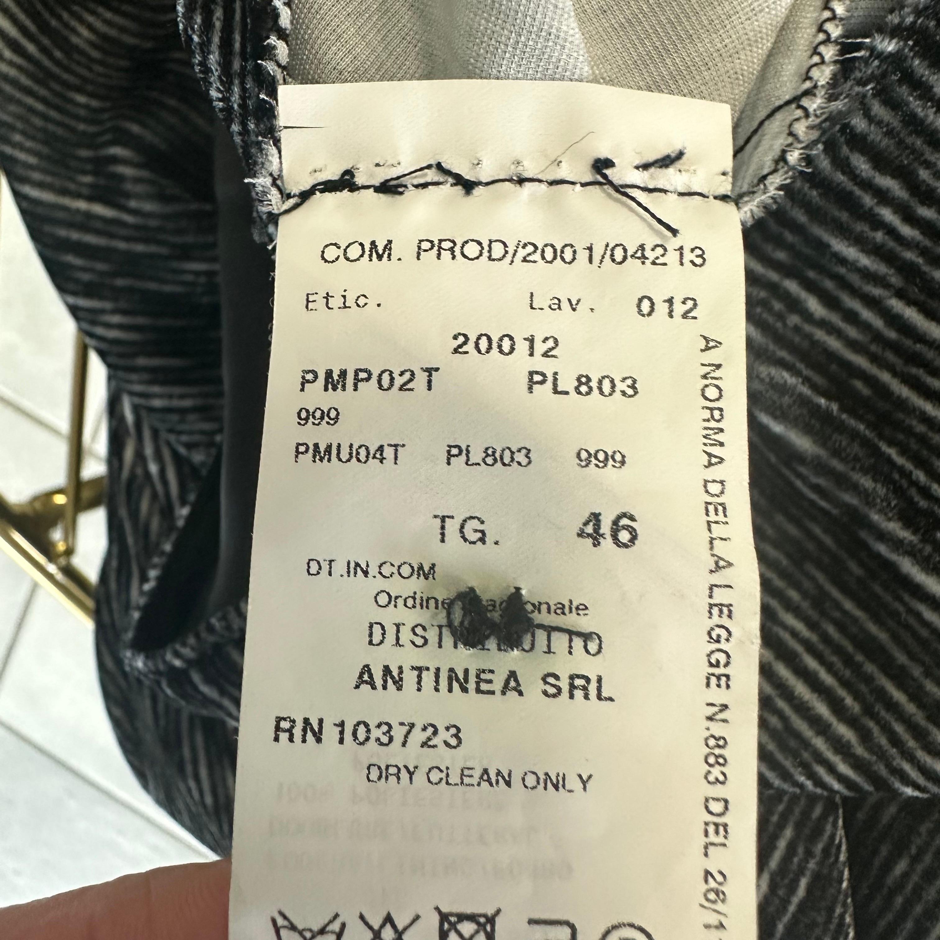 Completo Armani giacca e pantalone anni 2000 in velluto  For Sale 12