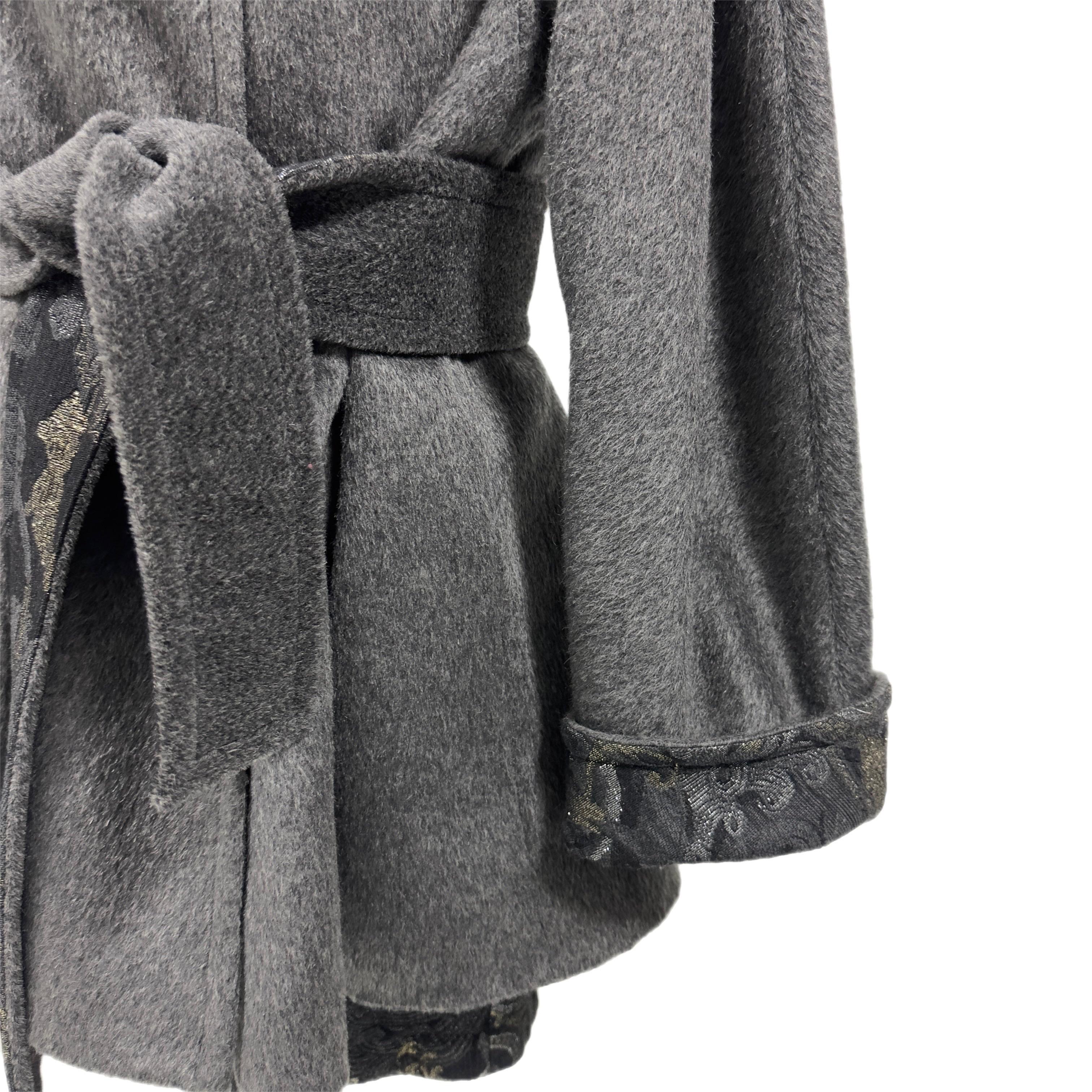 Completo cappotto e gonna Gianfranco Ferre' da collezione en vente 6